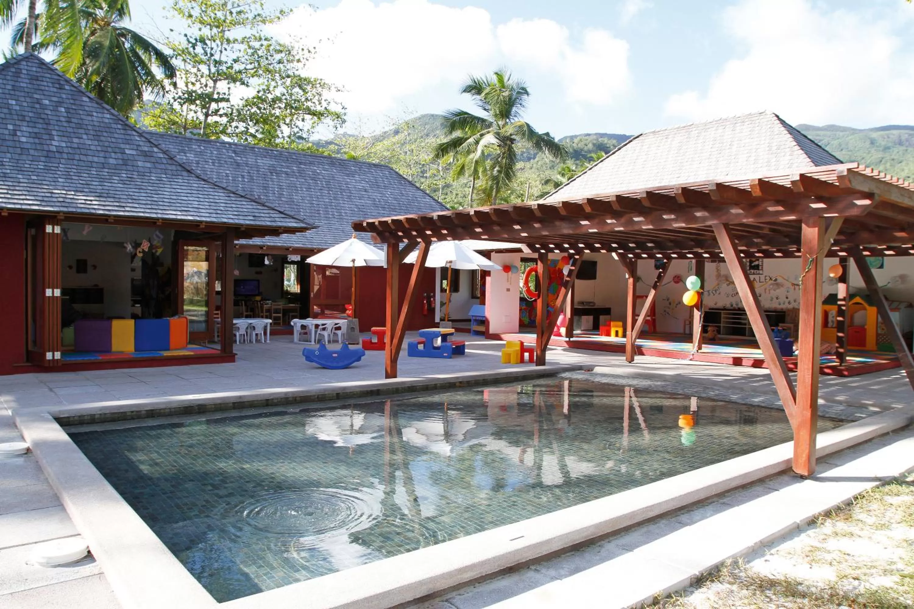 Kids's club in Constance Ephelia