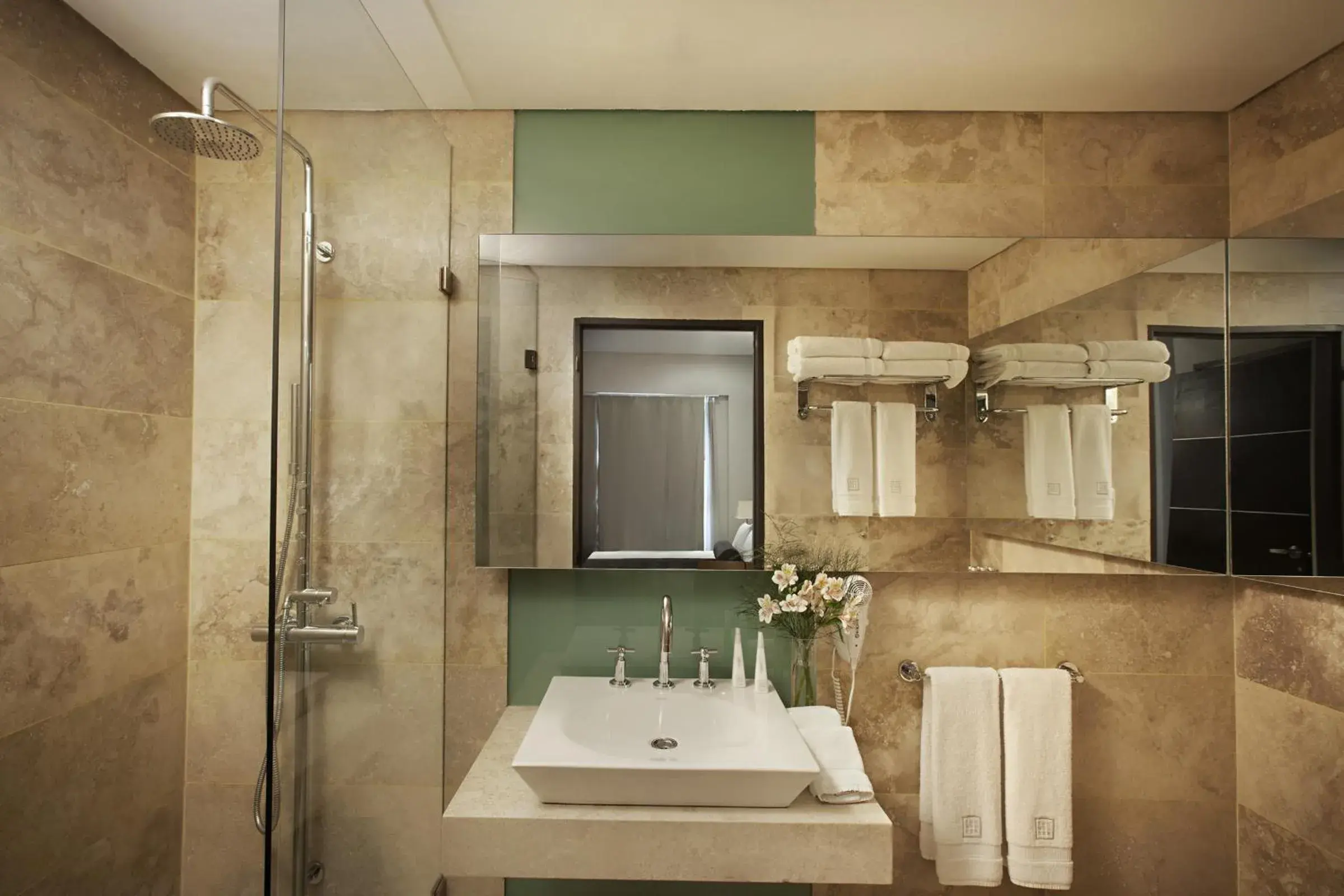 Bathroom in Mod Hotels Mendoza