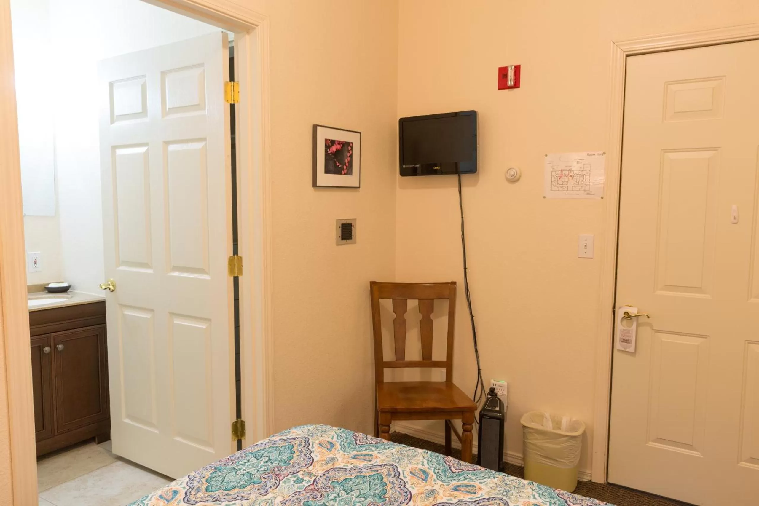 TV and multimedia in Hotel Cathlamet