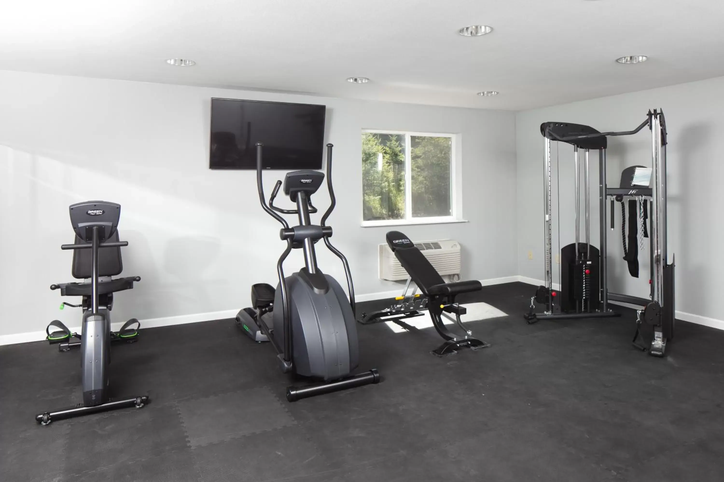 Fitness centre/facilities, Fitness Center/Facilities in Red Lion Inn & Suites at Olympic National Park
