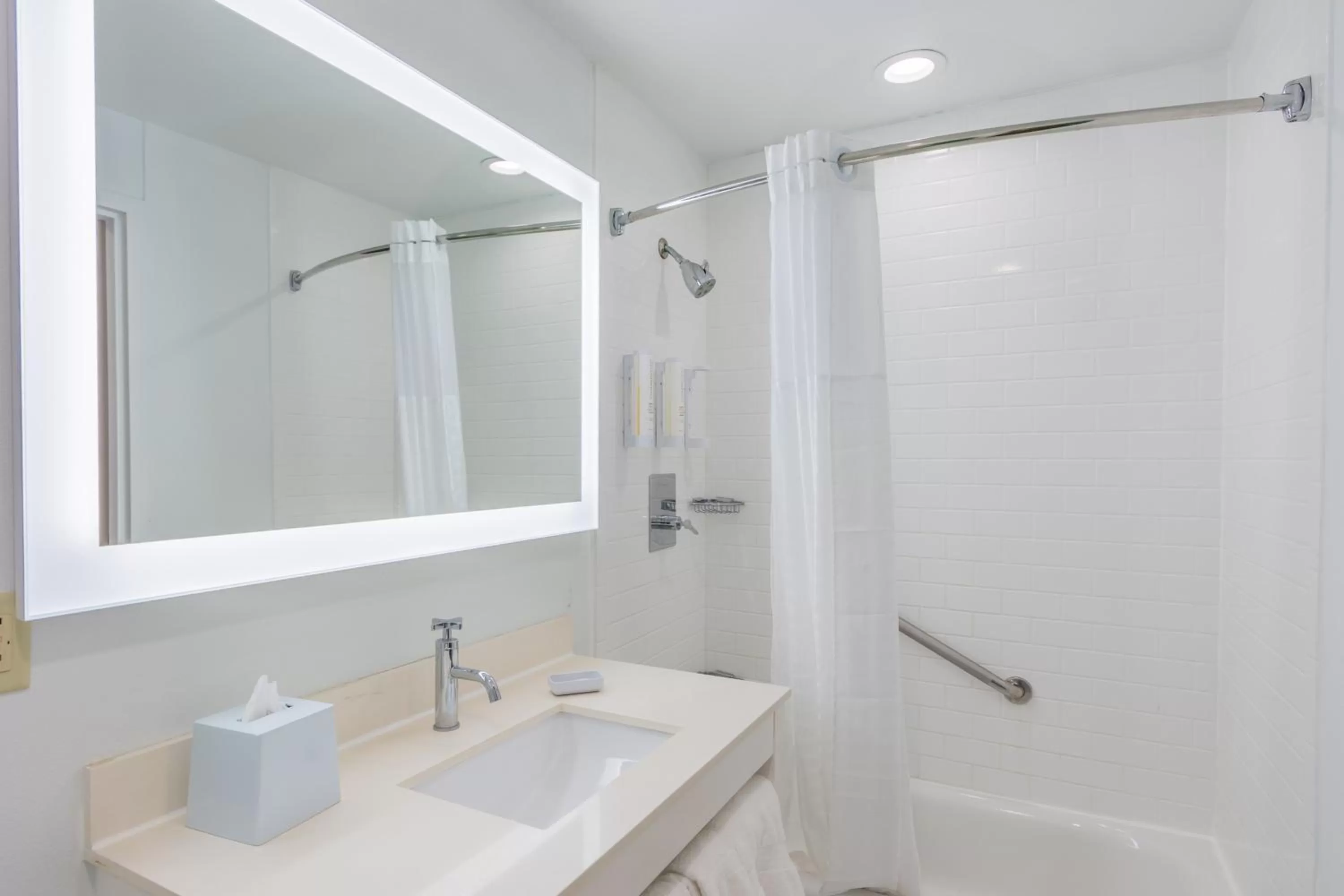 Bathroom in Clarion Pointe Galveston Seawall