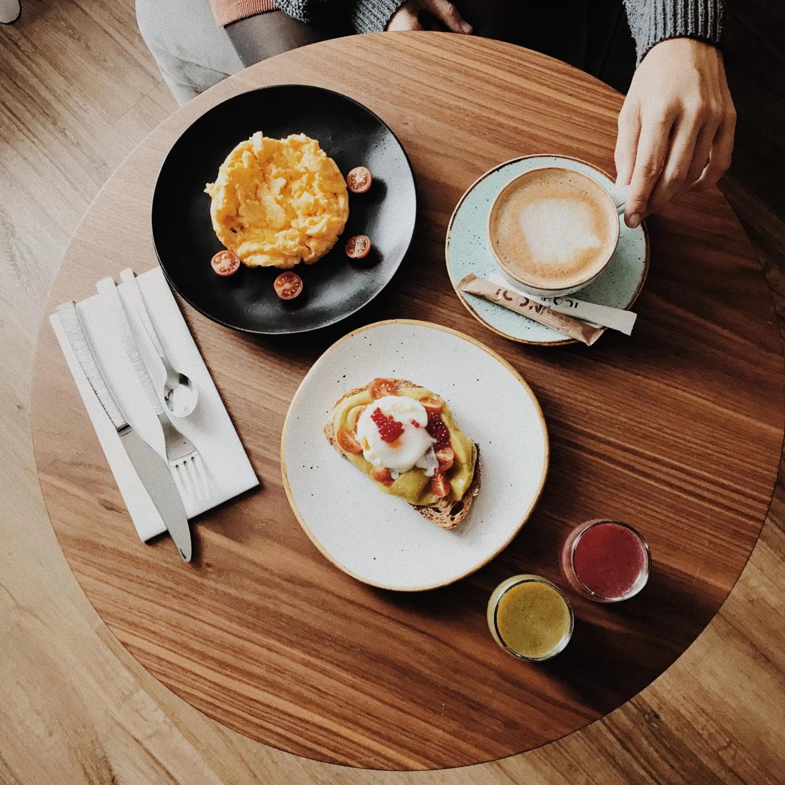 Food and drinks in ICON Embassy