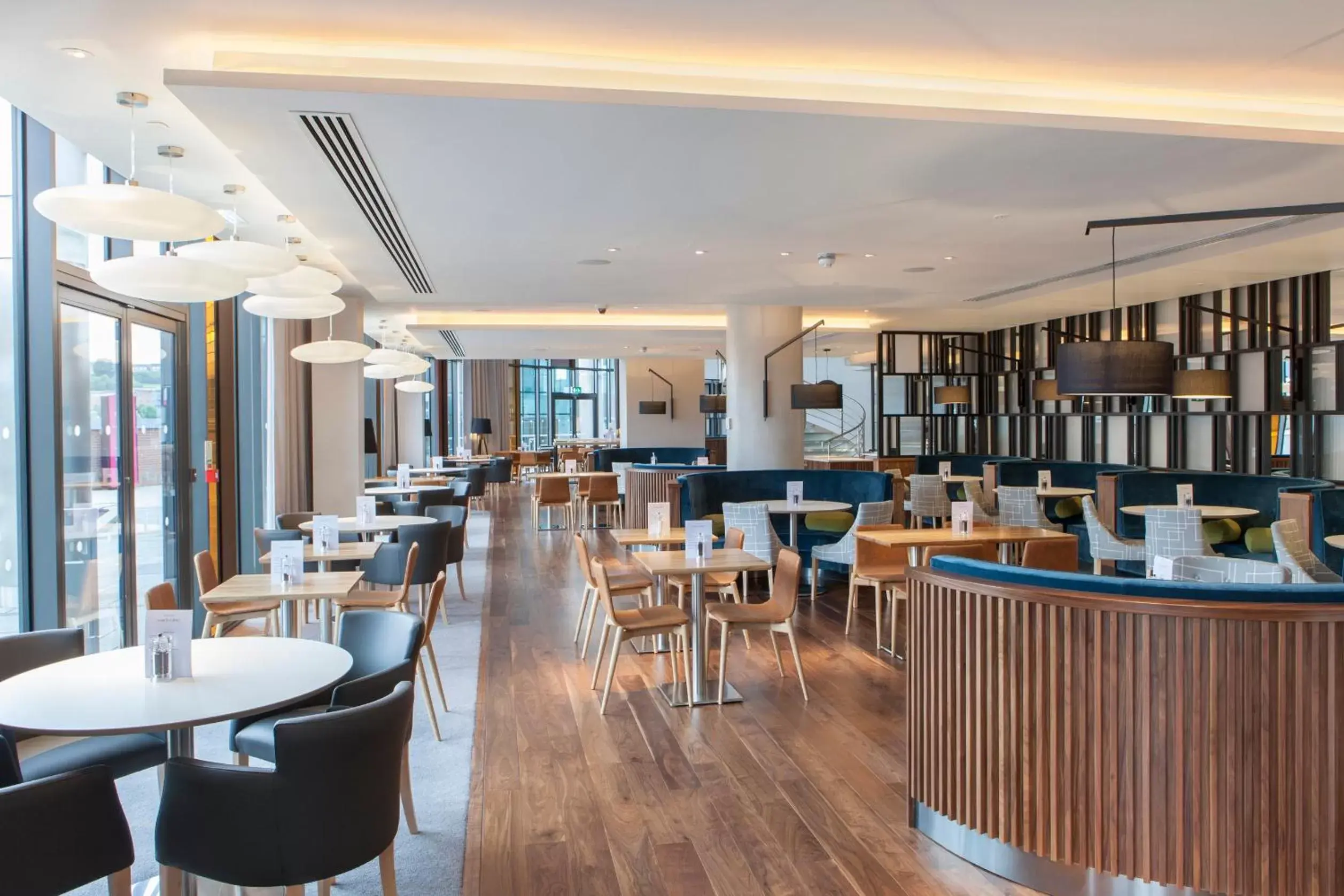 Restaurant/places to eat, Lounge/Bar in Crowne Plaza Newcastle - Stephenson Quarter, an IHG Hotel