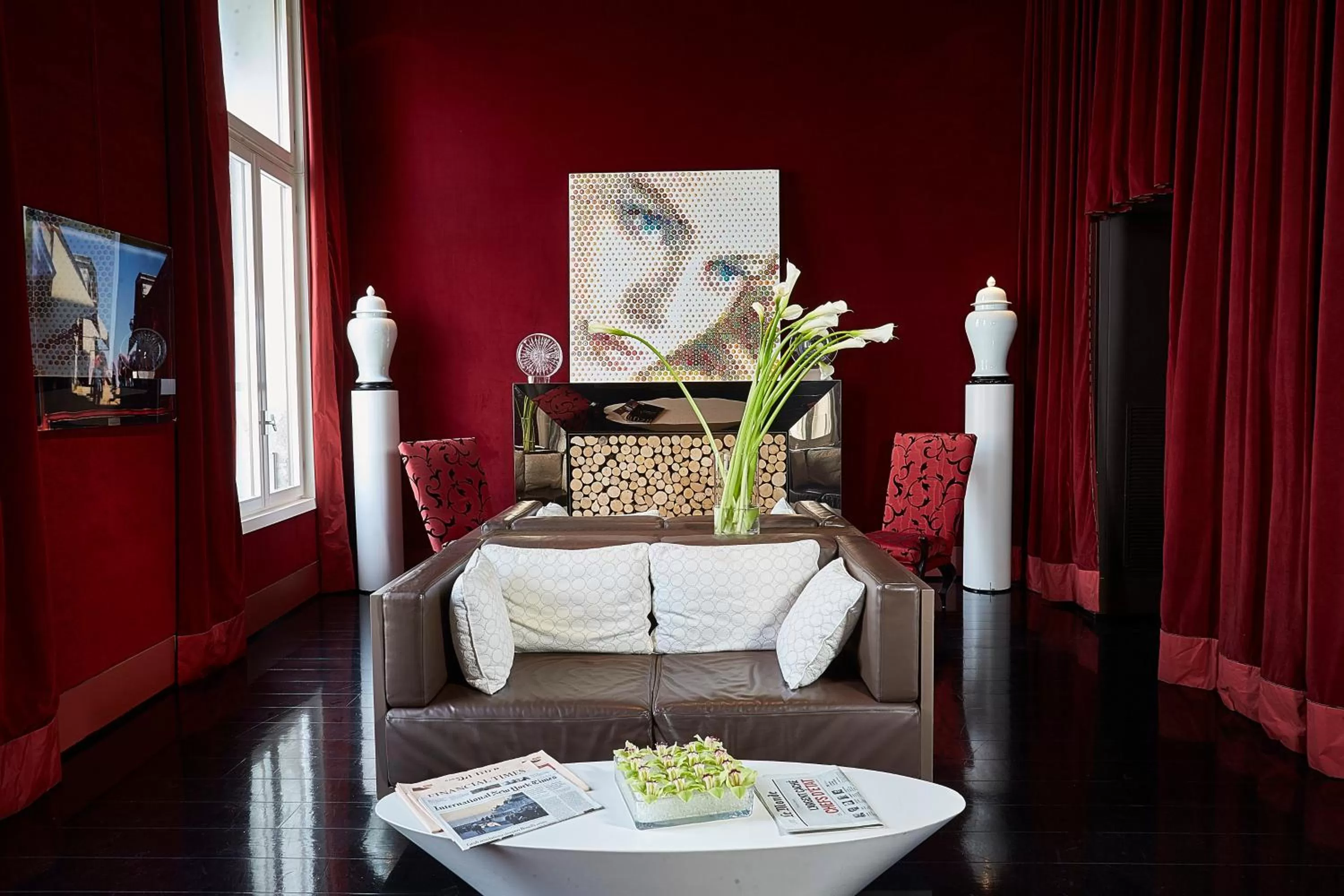 Decorative detail in Sina Centurion Palace