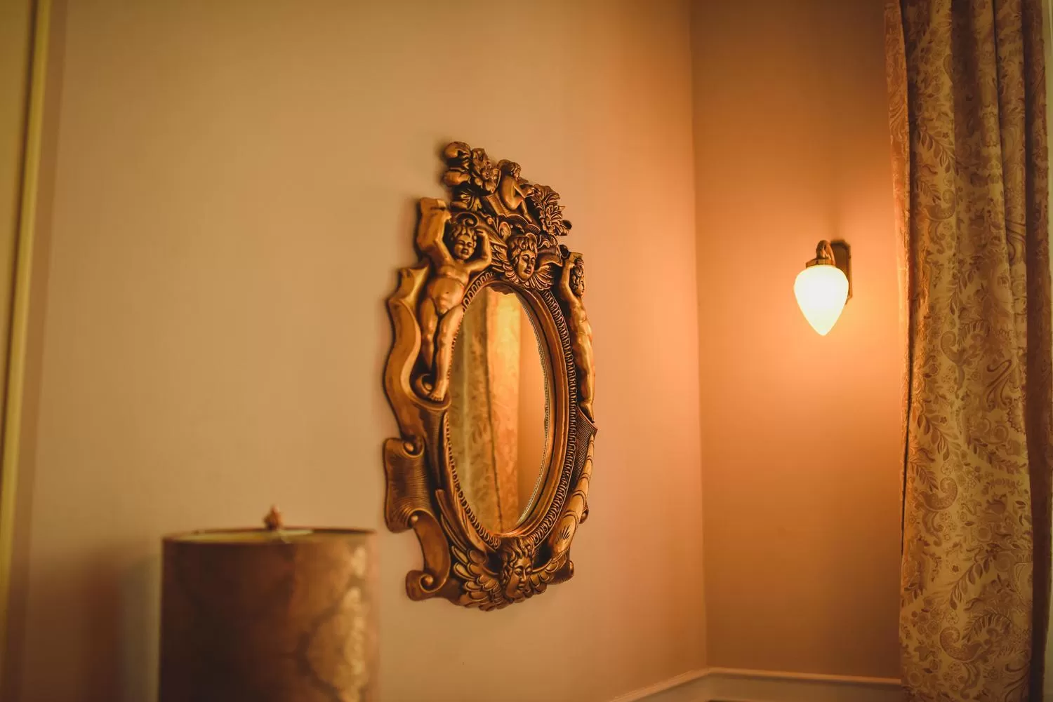 Decorative detail in Zámek Kamenný Dvůr