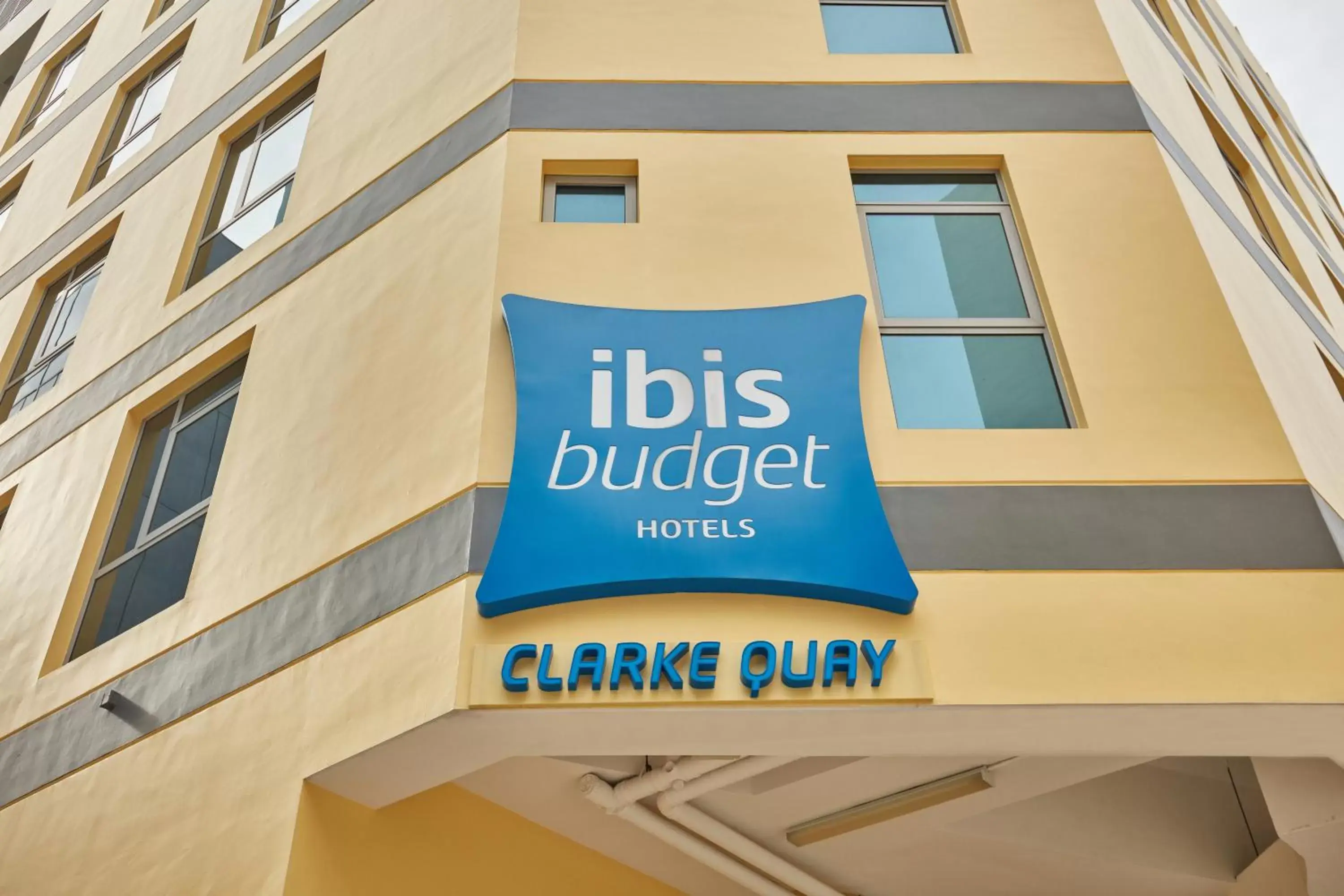 Facade/entrance in ibis budget Singapore Clarke Quay