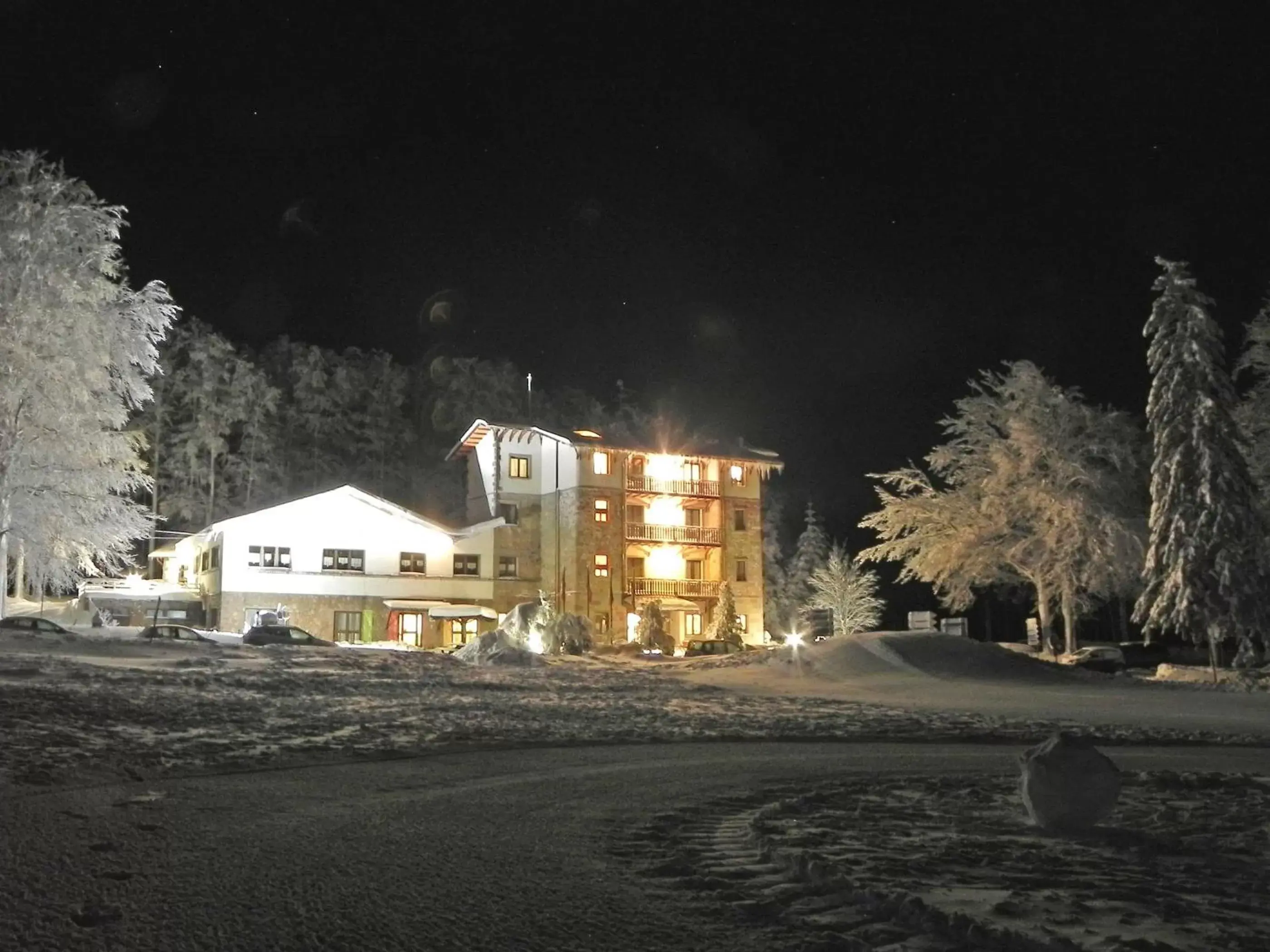 Property building in Albergo Le Macinaie - Monte Amiata Property building in Albergo Le Macinaie - Monte Amiata