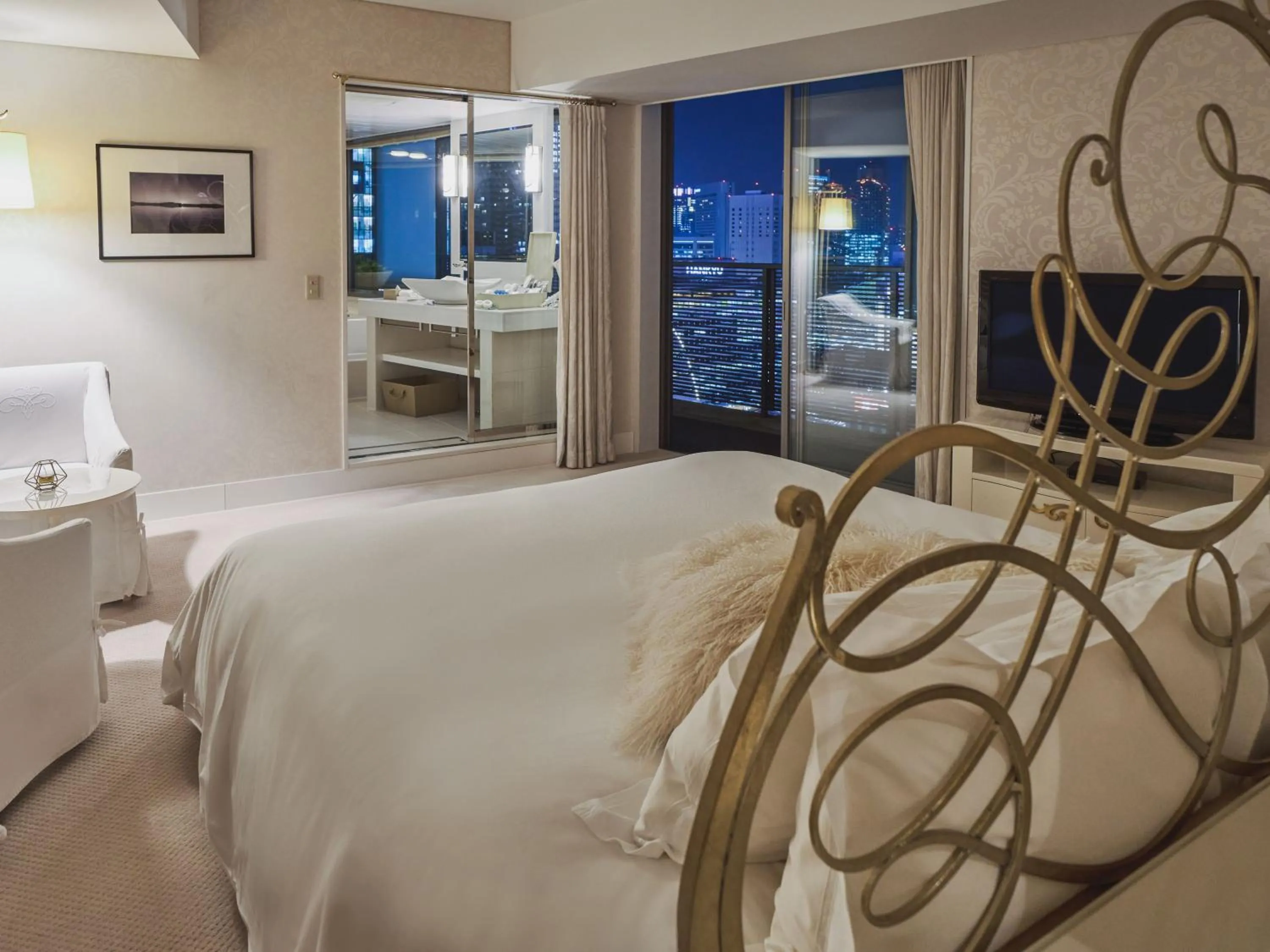 Photo of the whole room, Bed in Harmonie Embrassee