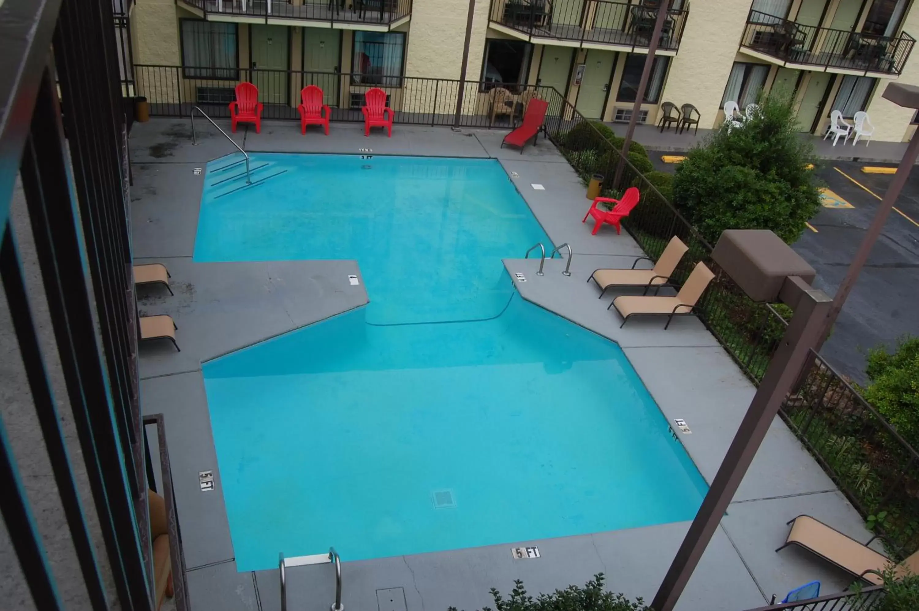 Swimming pool, Pool View in Vacation Lodge