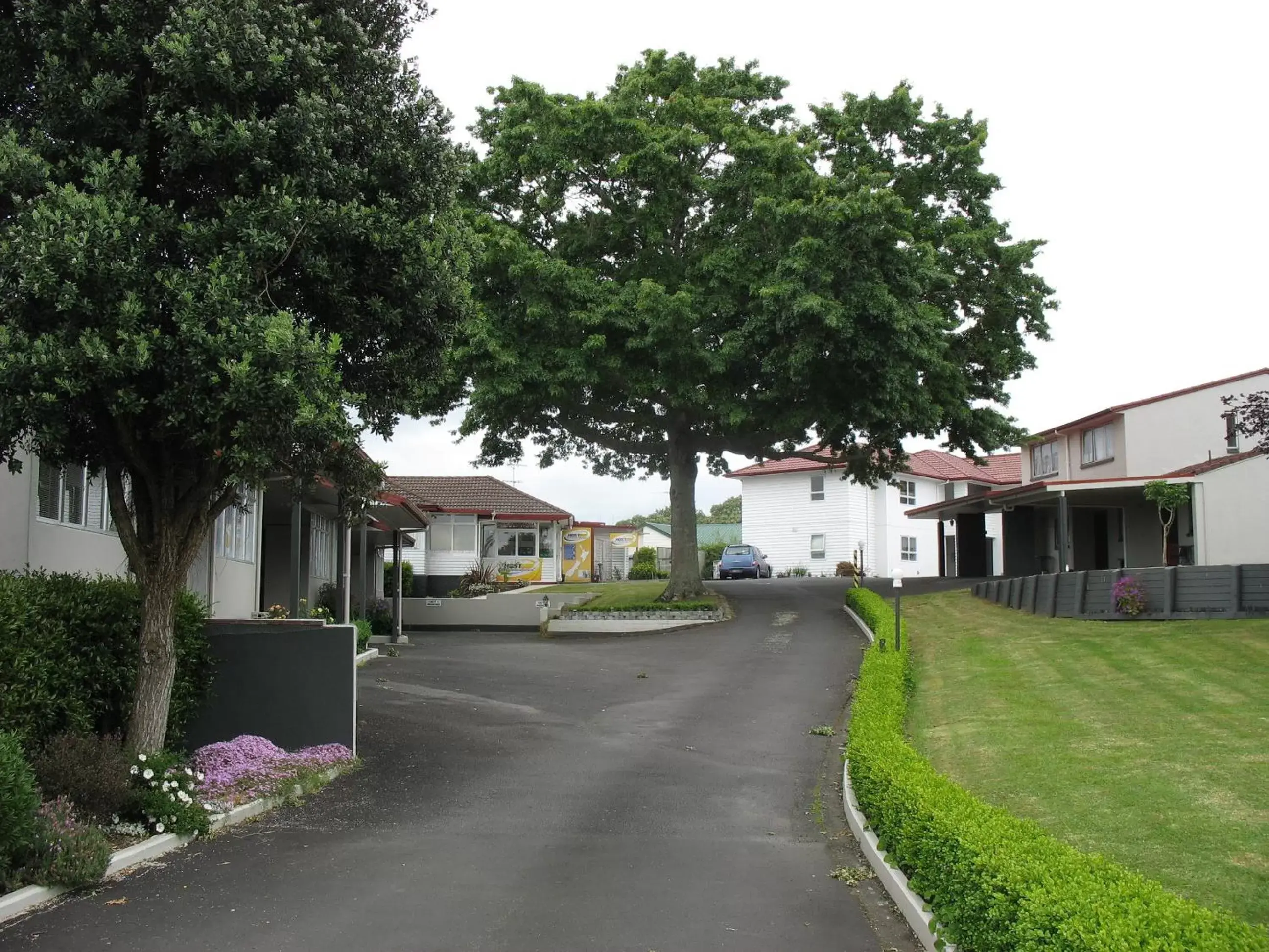 Day, Property Building in Touchwood Motor Lodge