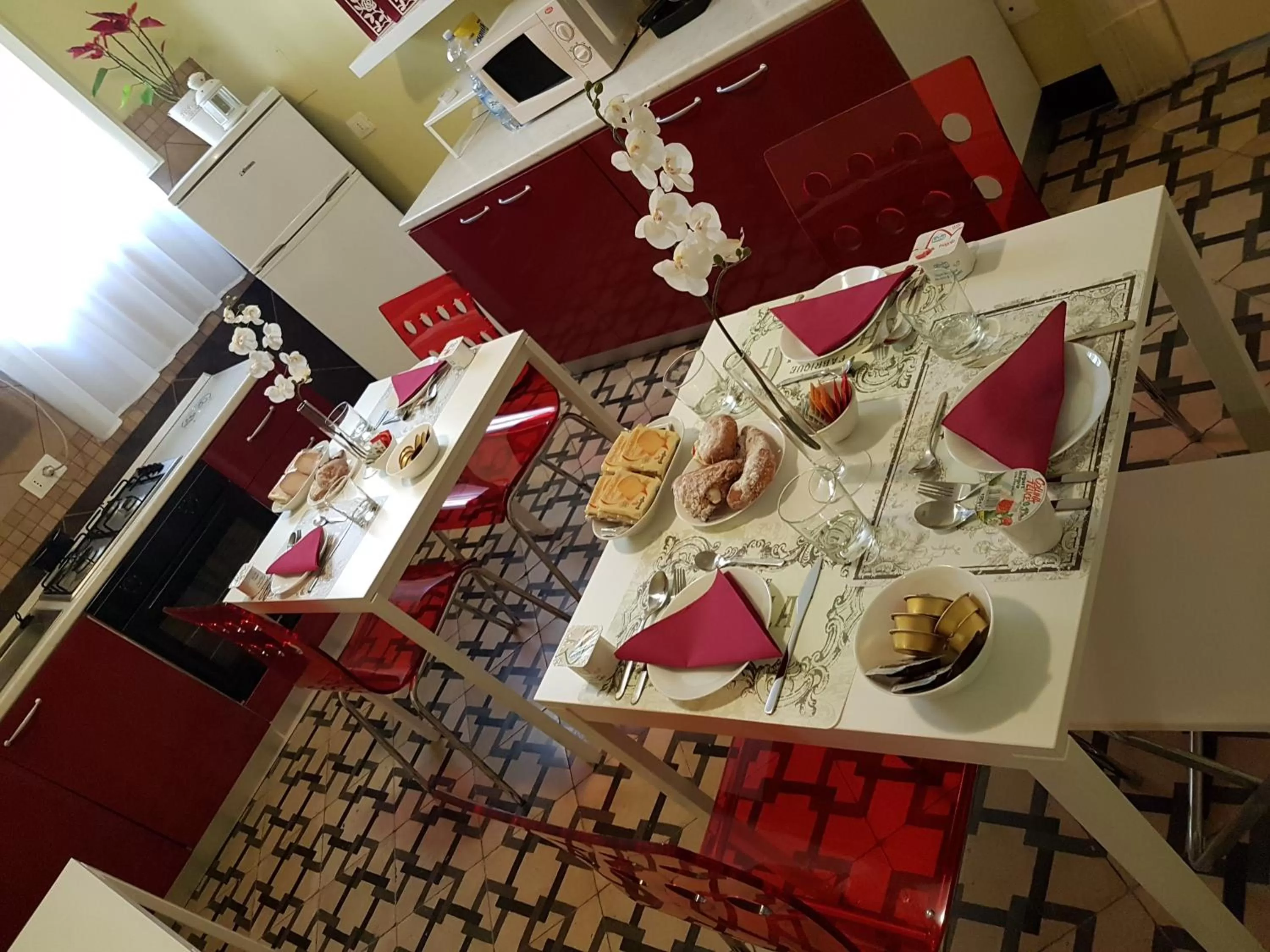 Kitchen or kitchenette in Central Suites Catania