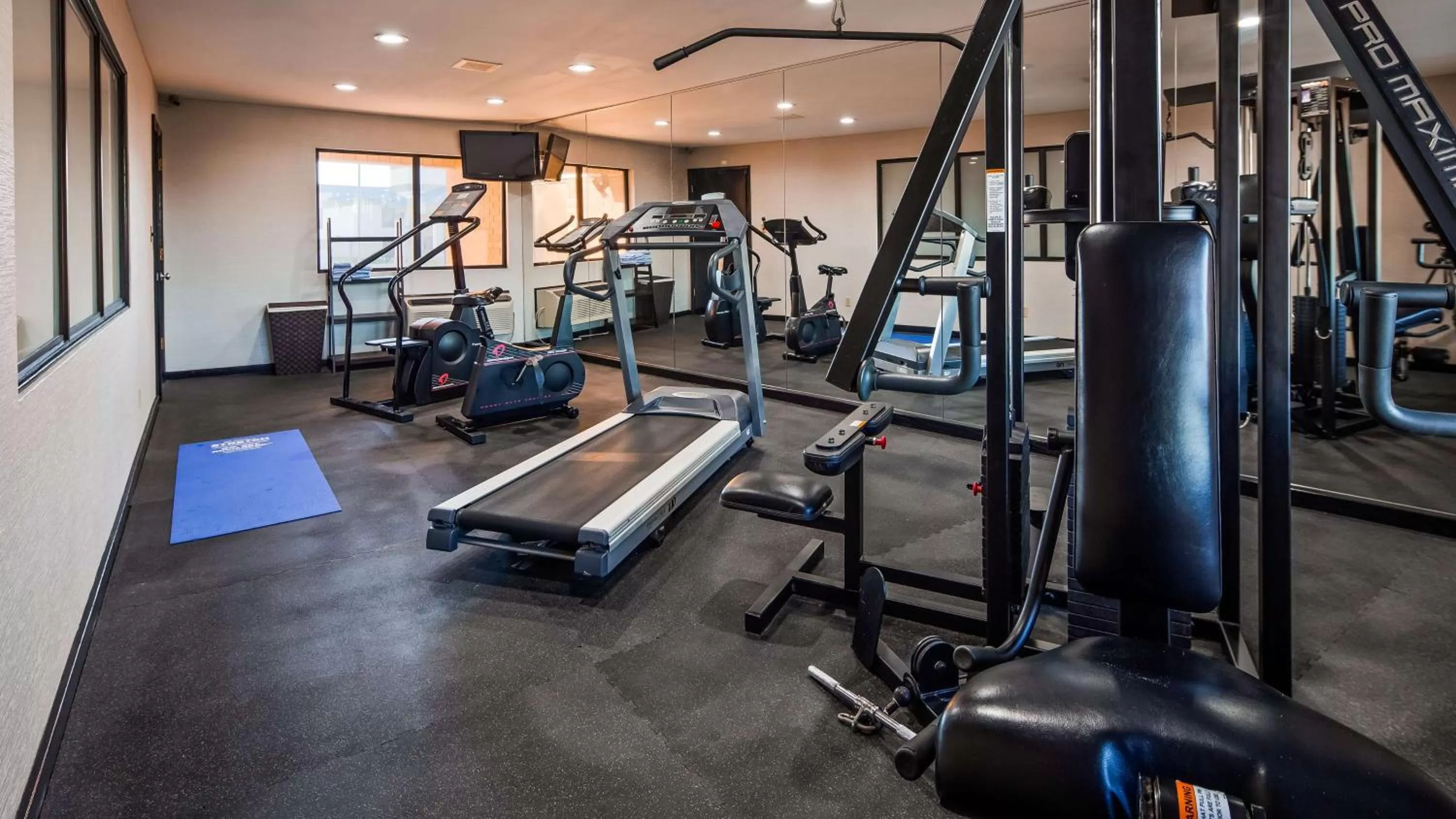 Fitness centre/facilities in Best Western Jacksonville near Little Rock Air Force Base