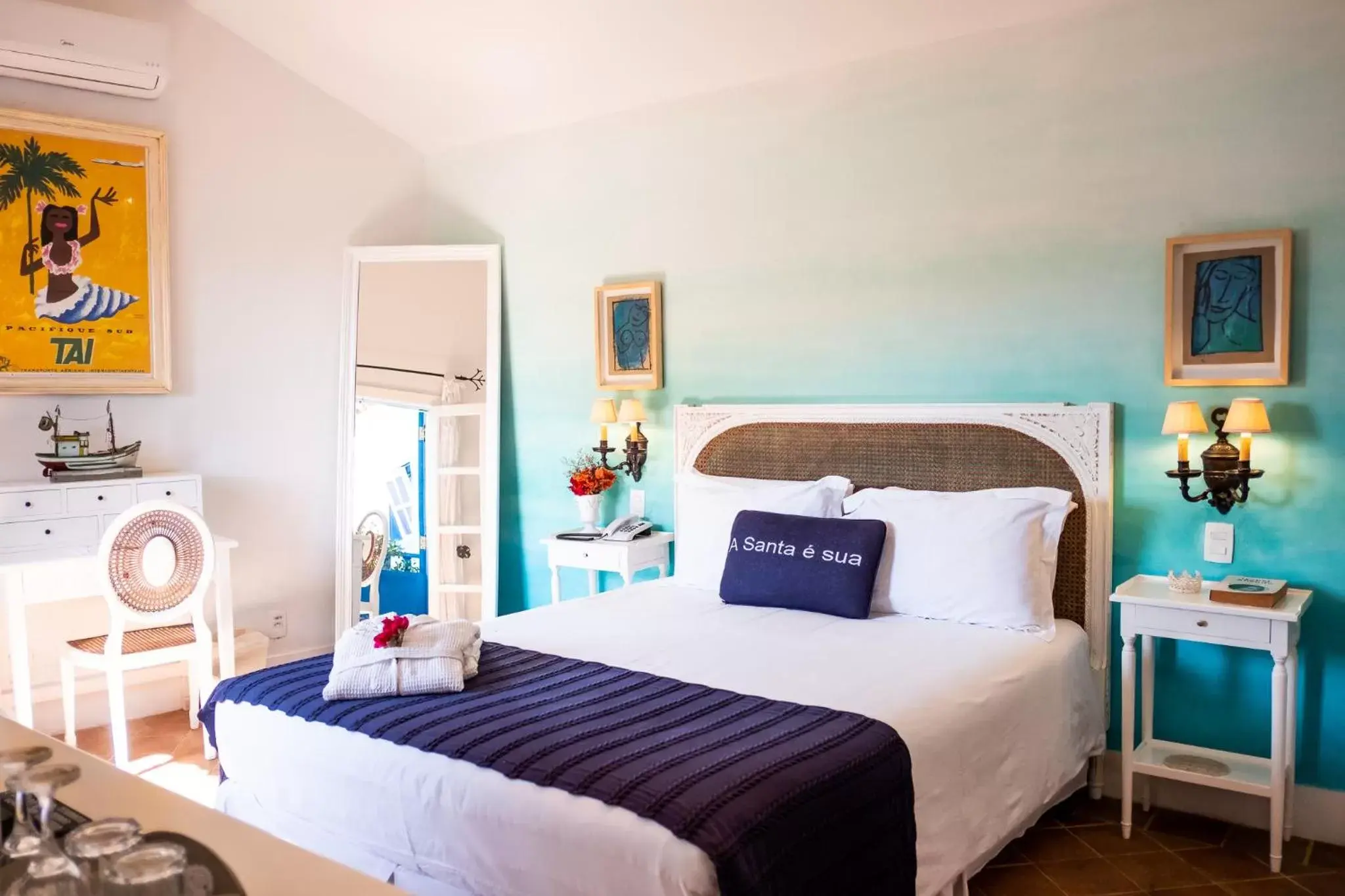 Deluxe Room in Vila da Santa Hotel Boutique & Spa Deluxe Room in Vila da Santa Hotel Boutique & Spa