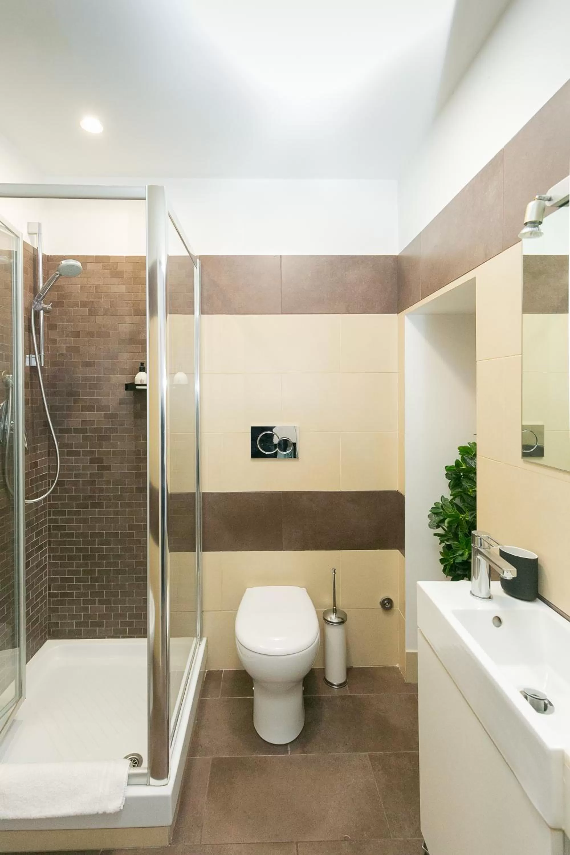 Bathroom in SuitInn19