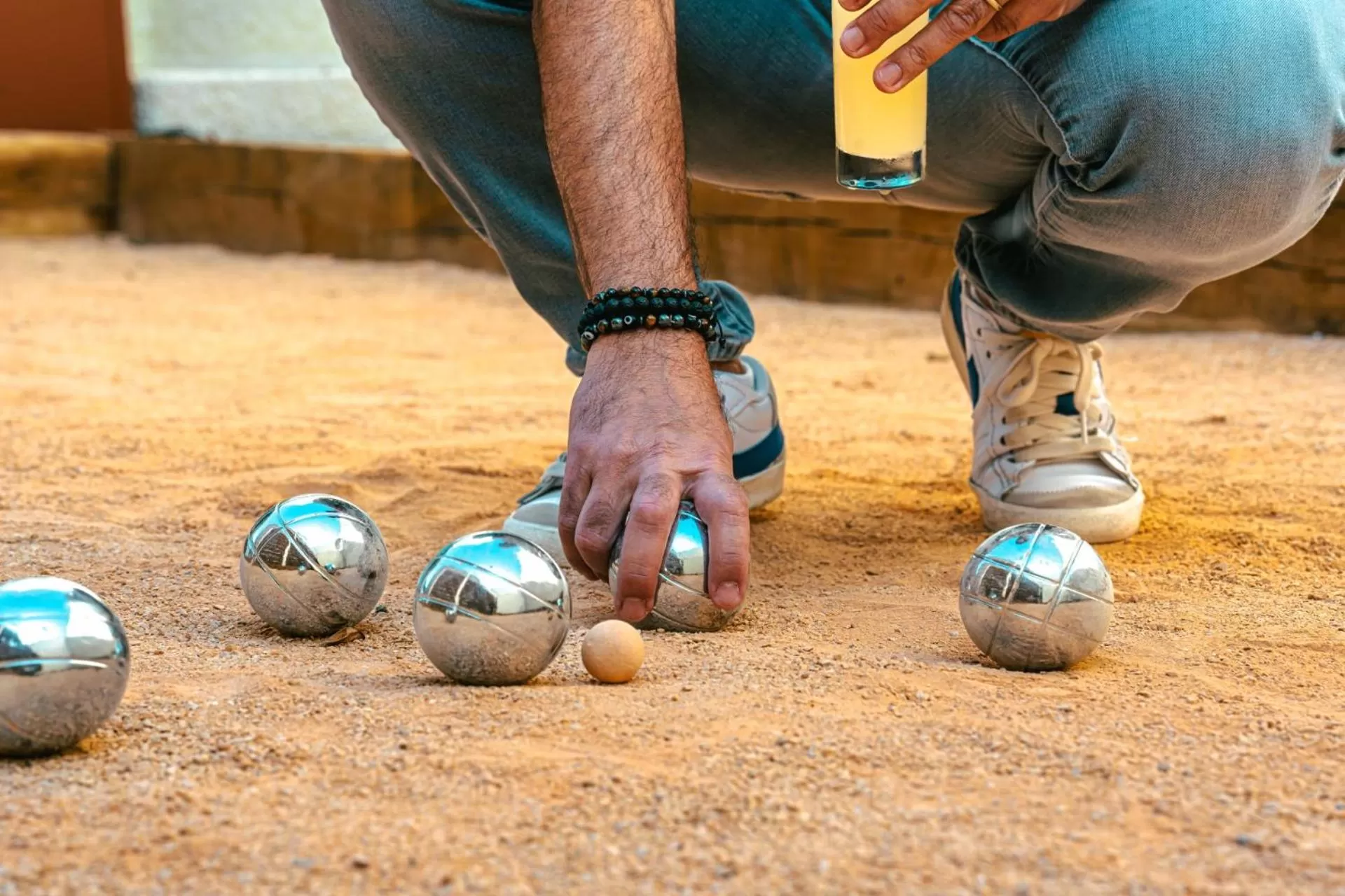 Patio in Kyriad Marseille Palais Des Congrès – Vélodrome
