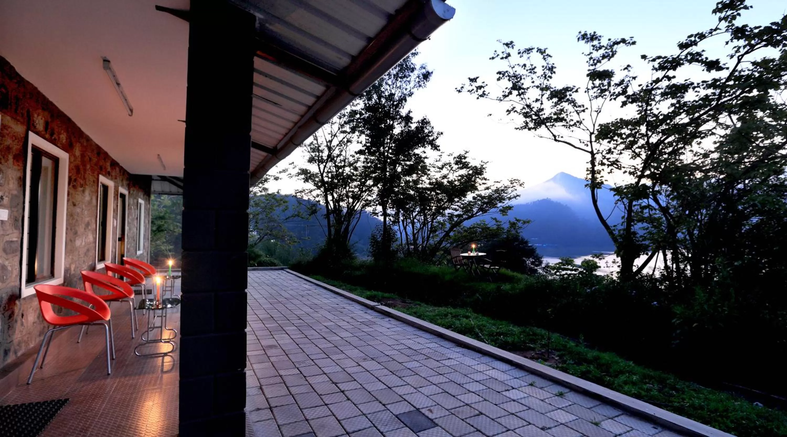 Lake view in Ottway Hills Near Mattupetty Dam