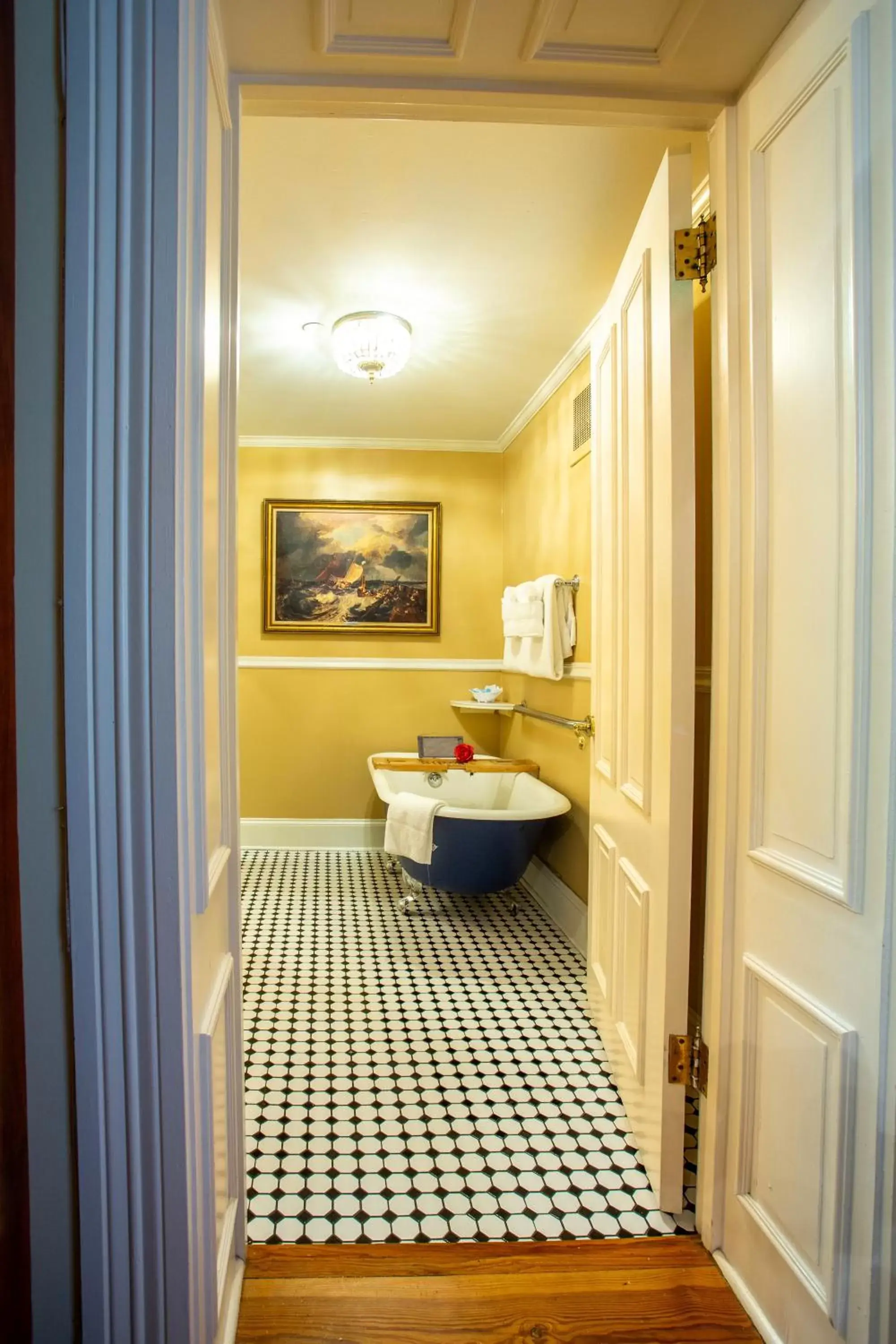 Bathroom in Kehoe House, Historic Inns of Savannah Collection