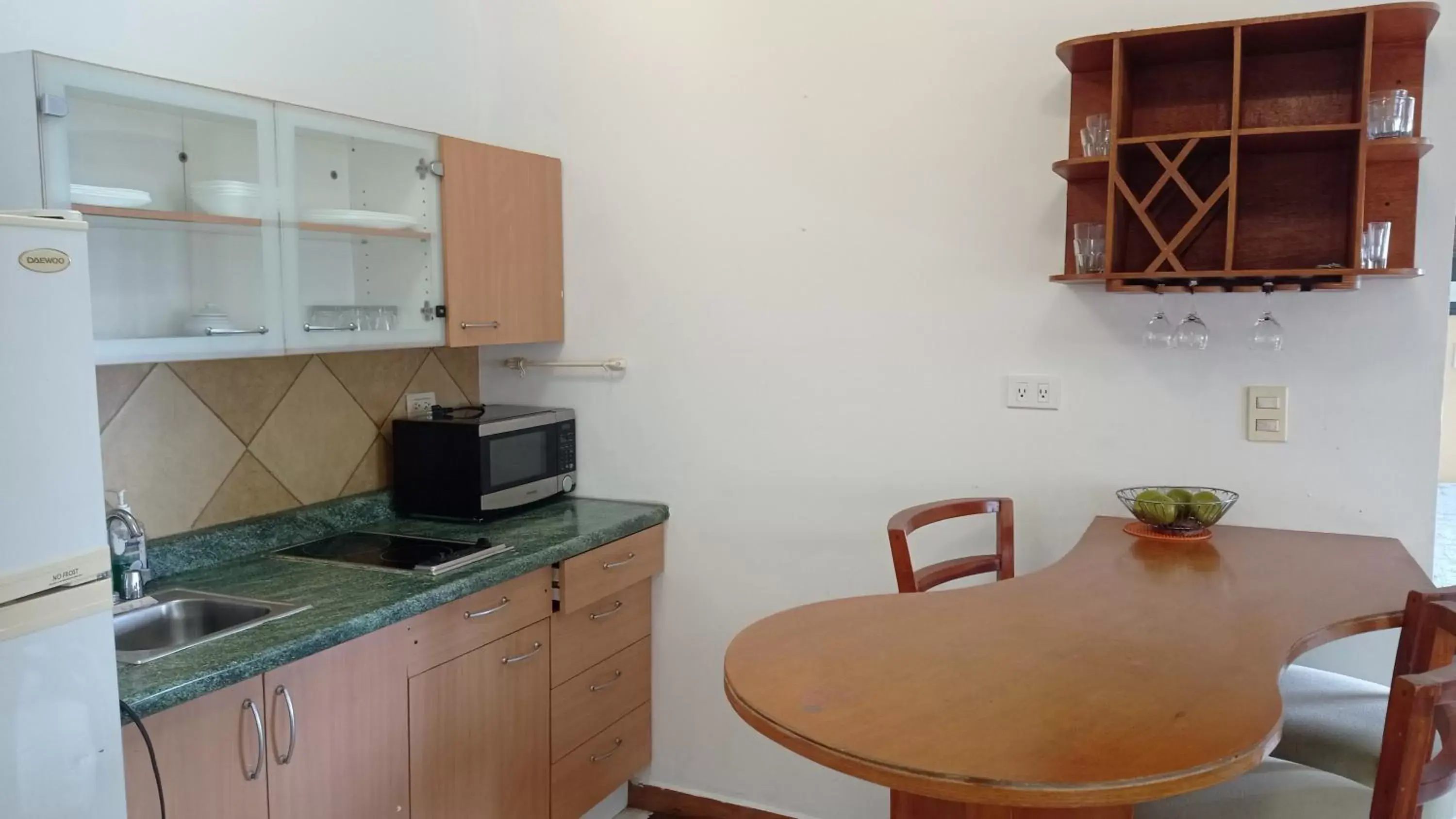 Kitchen/Kitchenette in Confort Ejecutivo Suites Lindavista