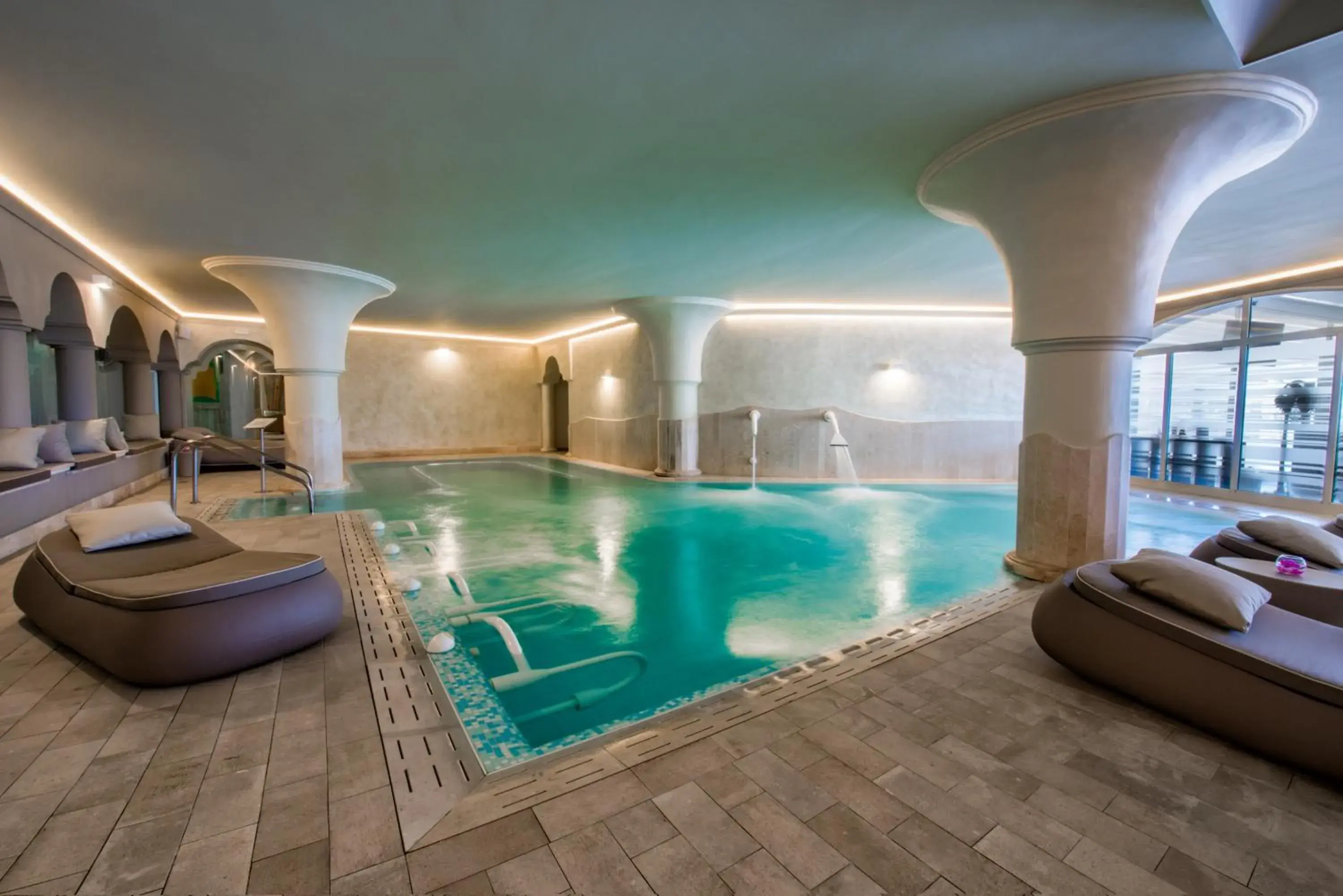 Spa and wellness centre/facilities, Swimming Pool in Pullman Timi Ama Sardegna