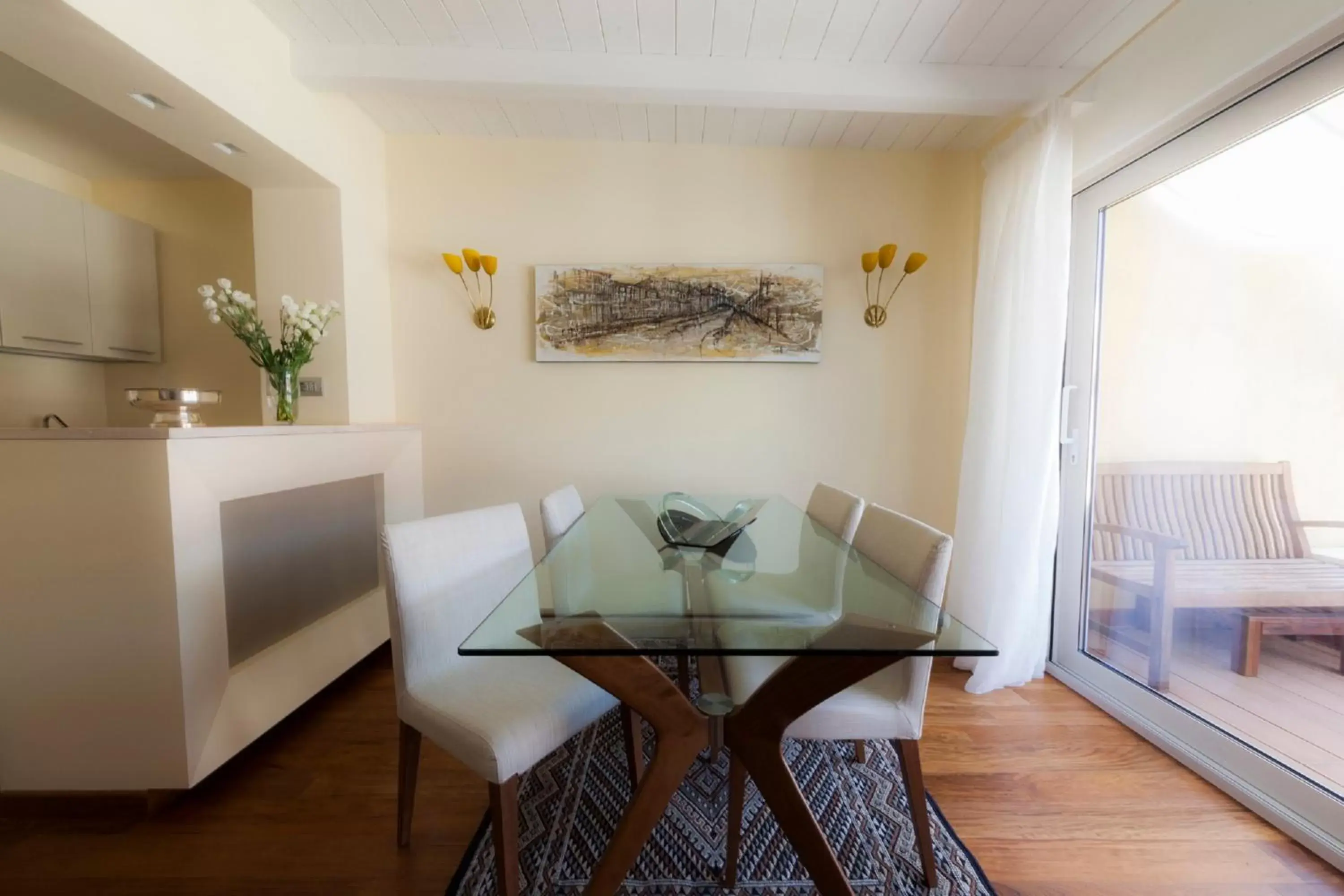 Kitchen or kitchenette, Dining Area in Bronzino House