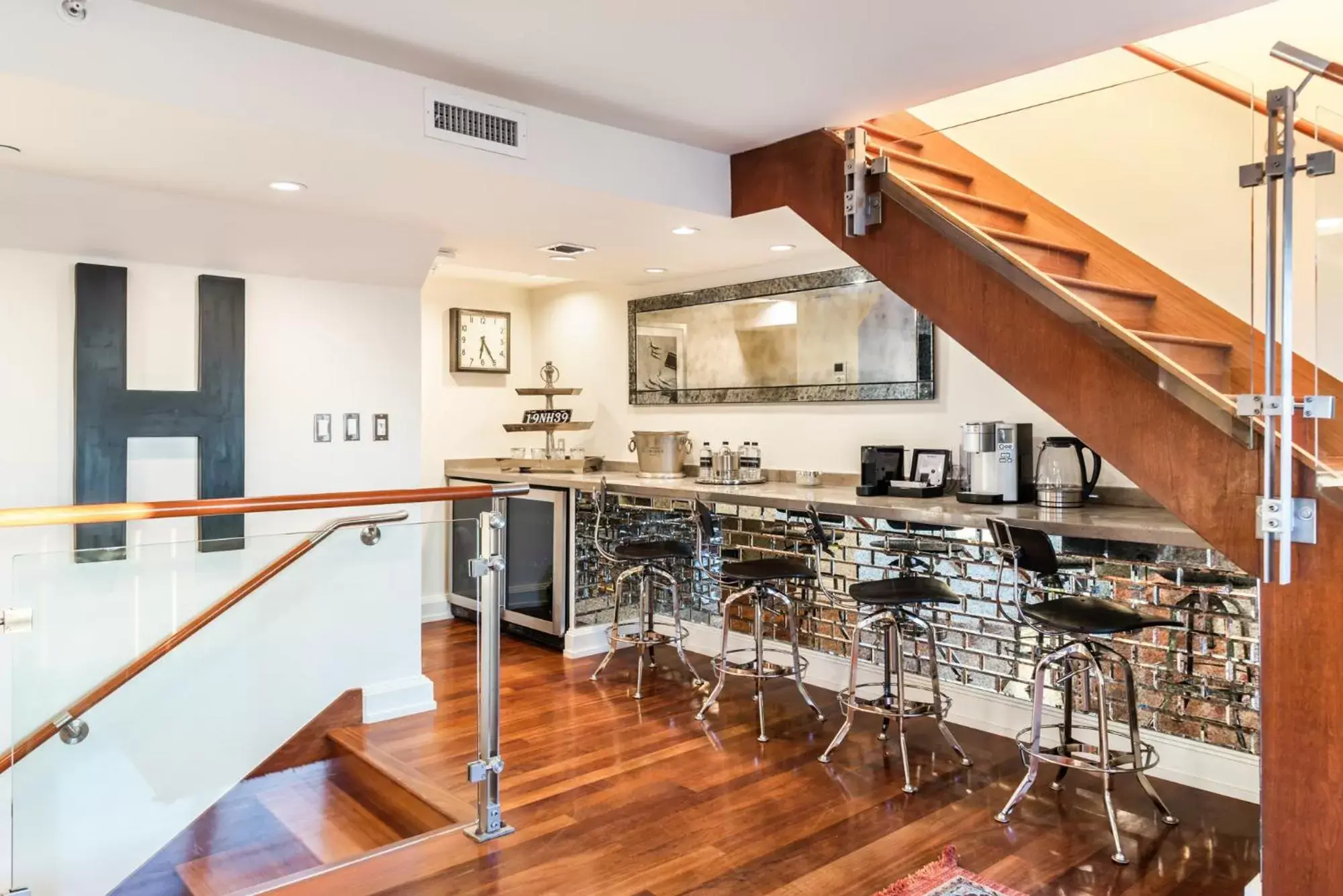 Living room in National Hotel, An Adult Only Oceanfront Resort Living room in National Hotel, An Adult Only Oceanfront Resort