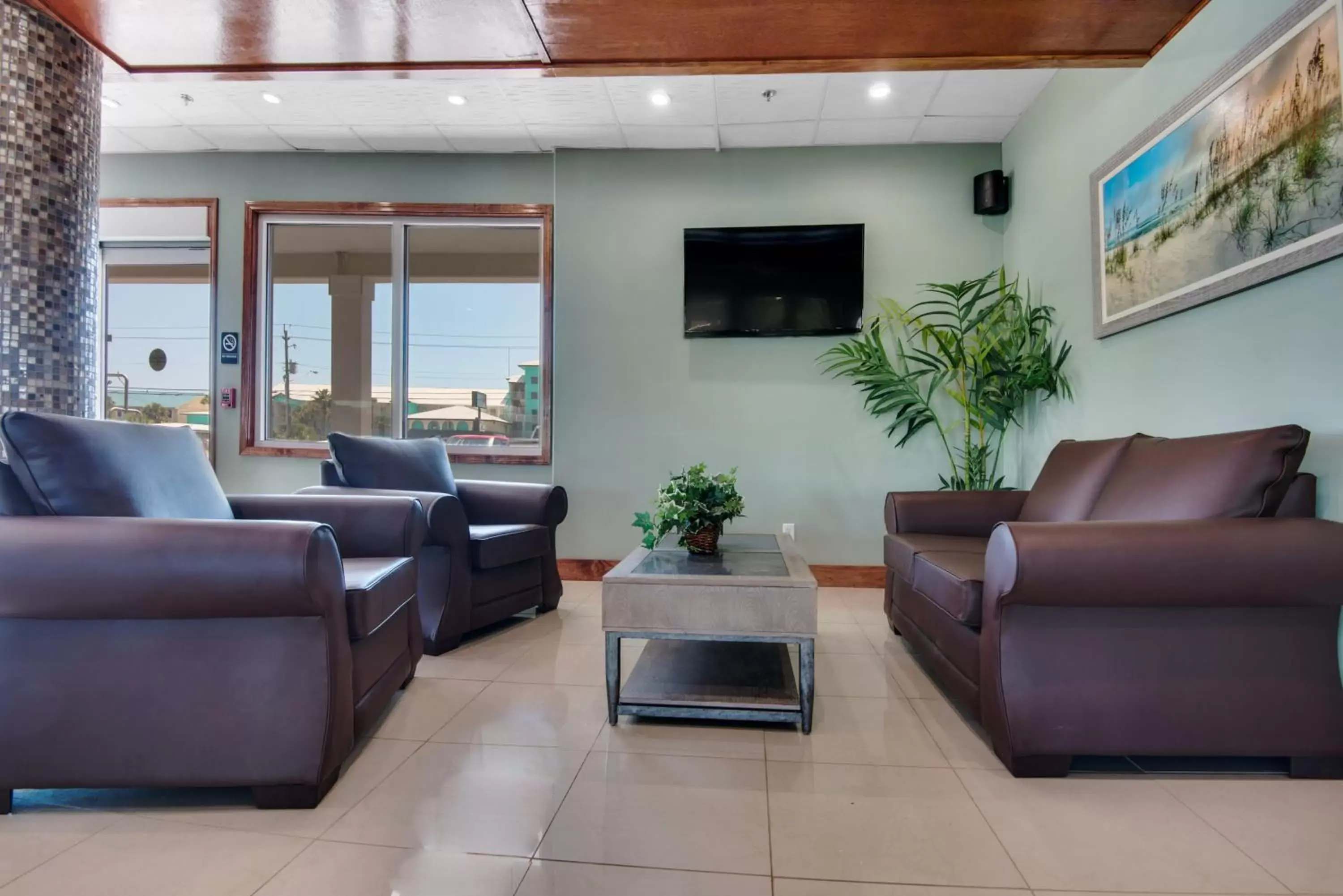 Lobby or reception, Seating Area in Baymont by Wyndham Panama City Beach