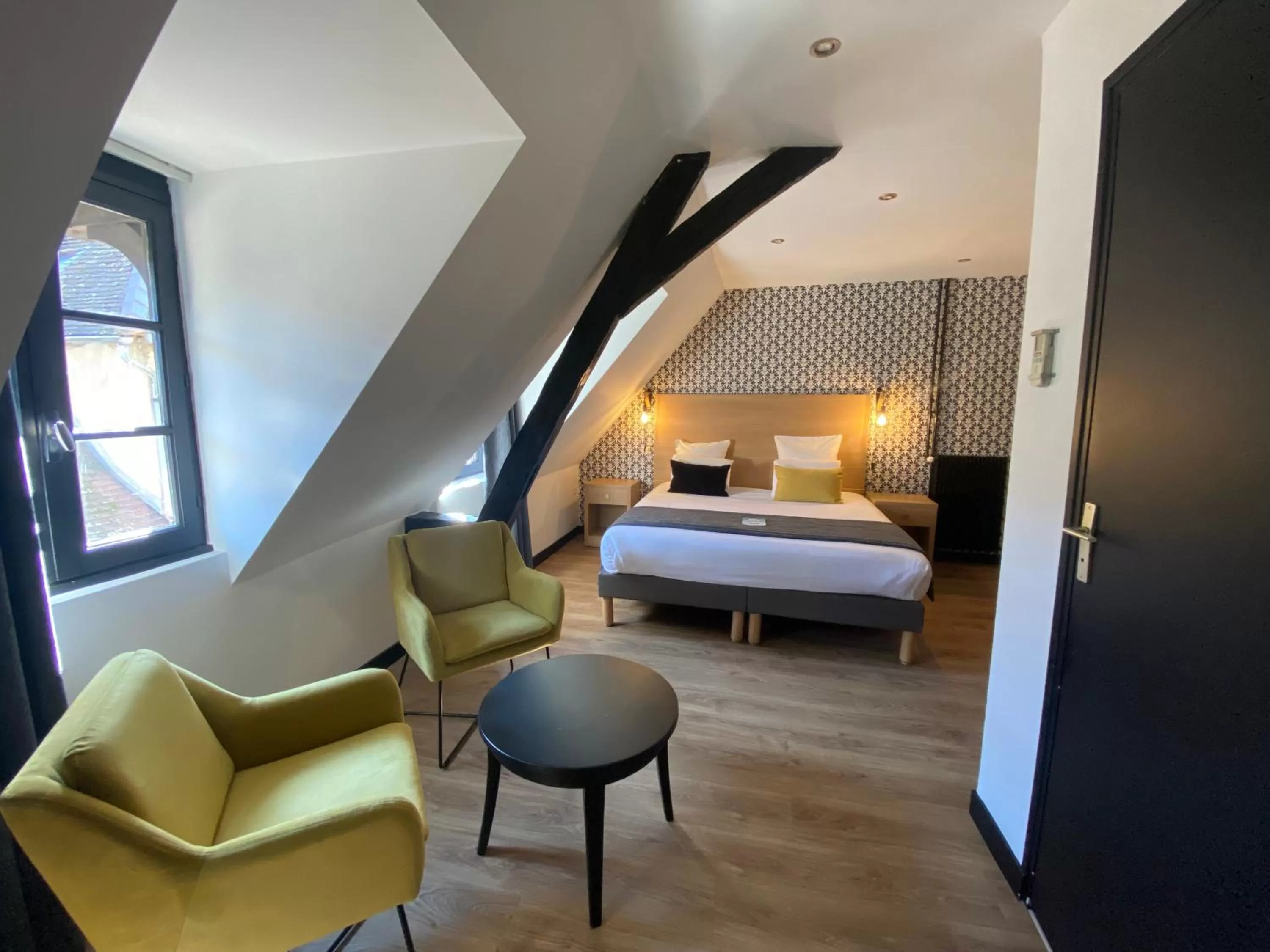 Photo of the whole room, Bed in Kyriad Chalon-Sur-Saone Centre