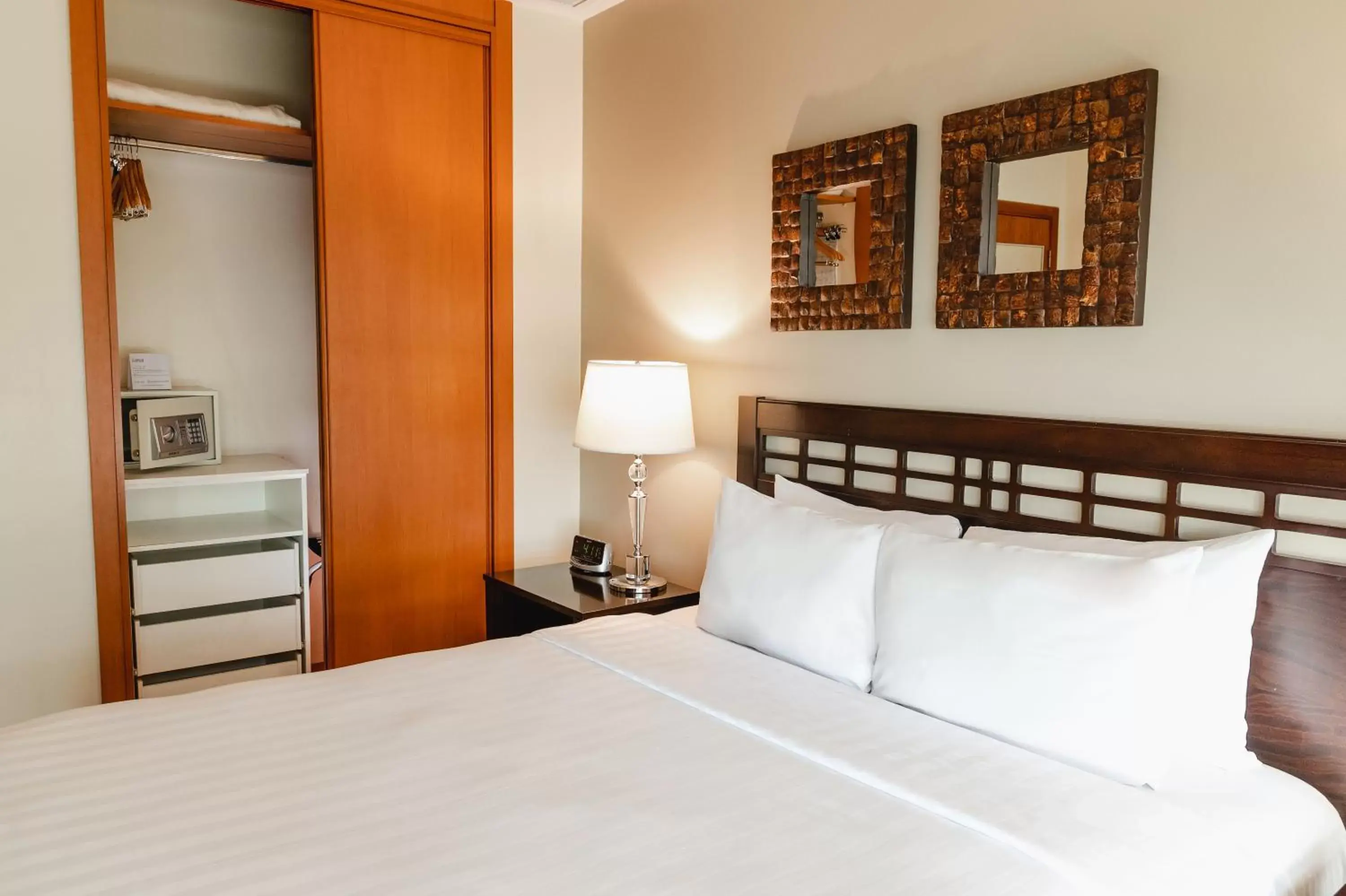 Bed in Wyndham Garden Guayaquil