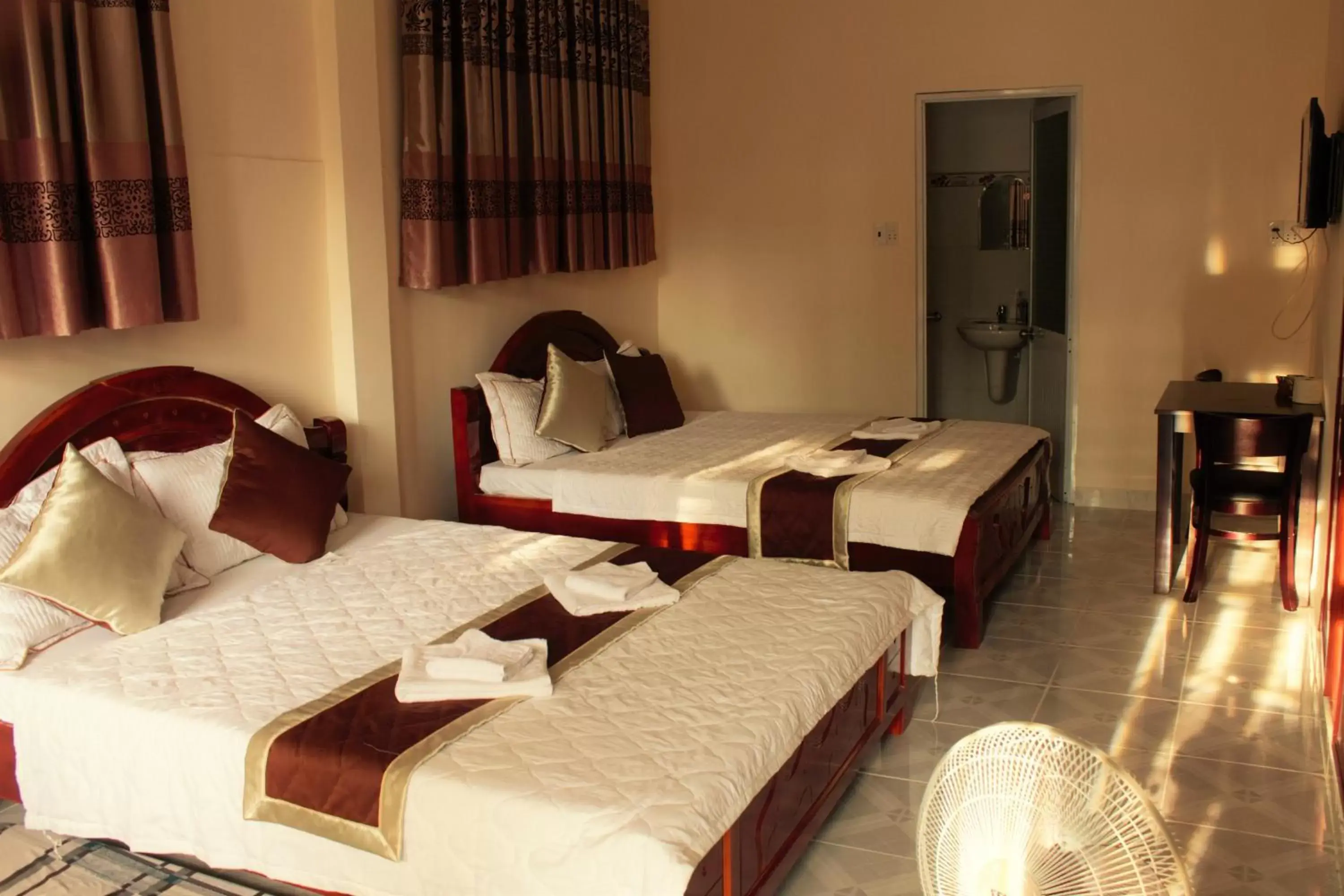 Quadruple Room in Nui Nho Motel Quadruple Room in Nui Nho Motel