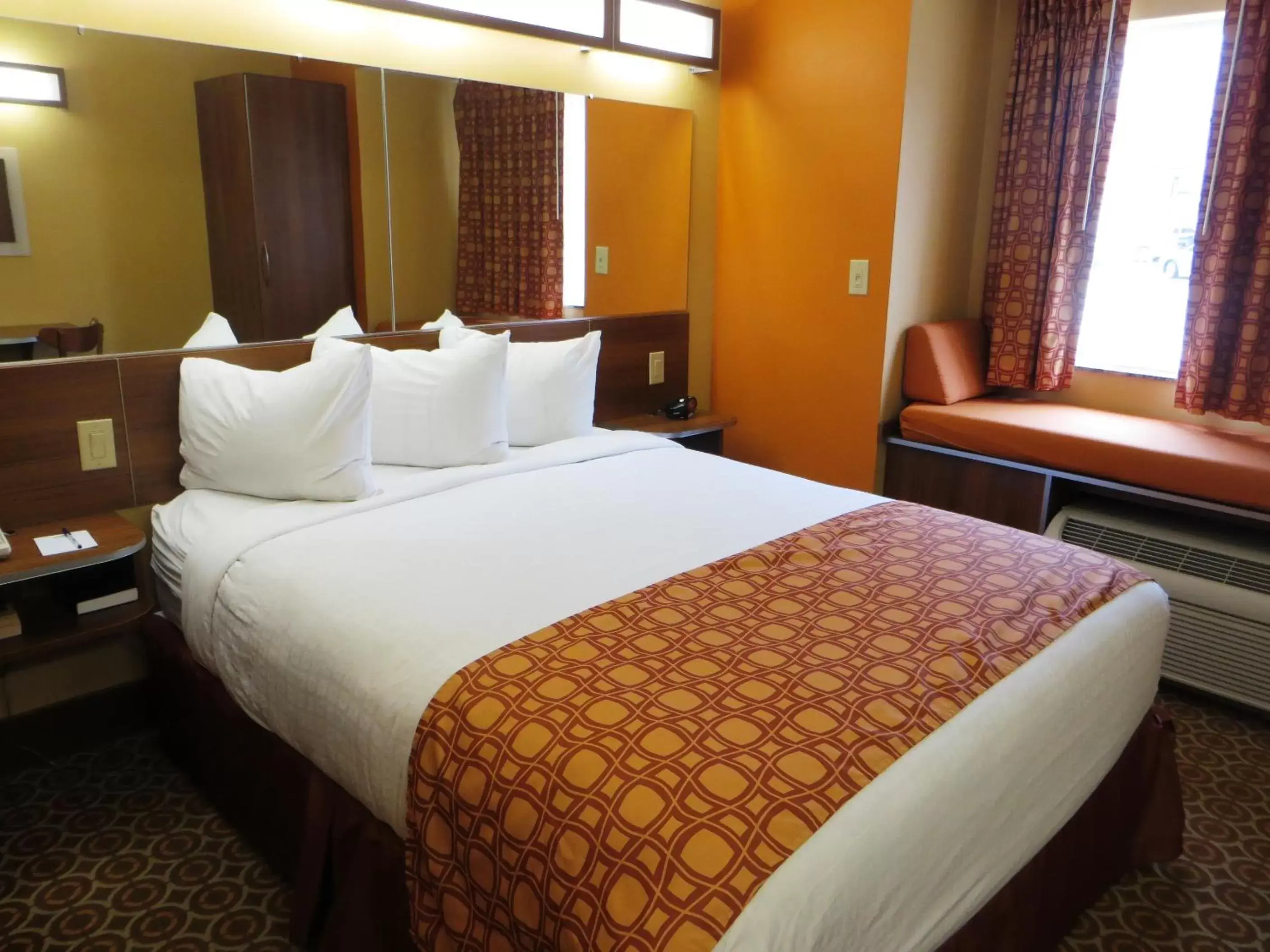 Studio Accessible Suite with 1 Double Bed, Non-Smoking in Microtel by Wyndham South Bend Notre Dame University