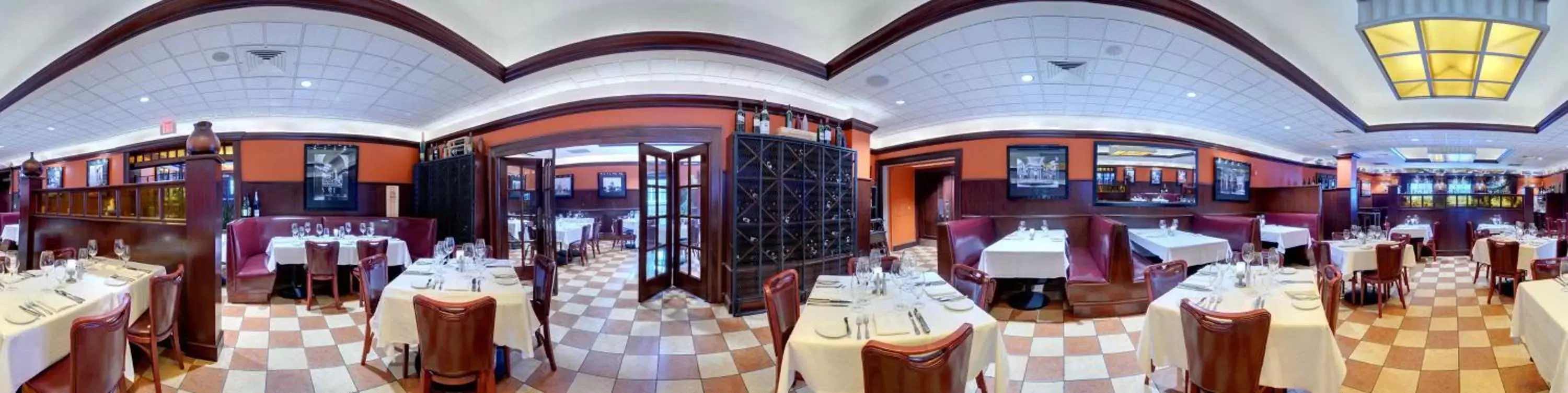 Restaurant/places to eat in Hilton Madison Monona Terrace