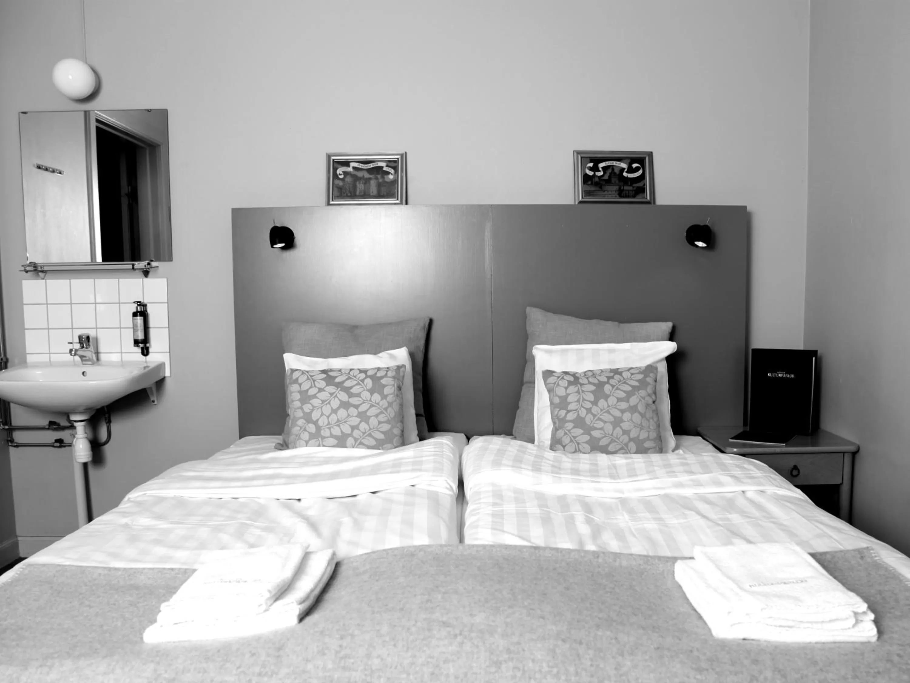 Bed in Gripsholms BnB