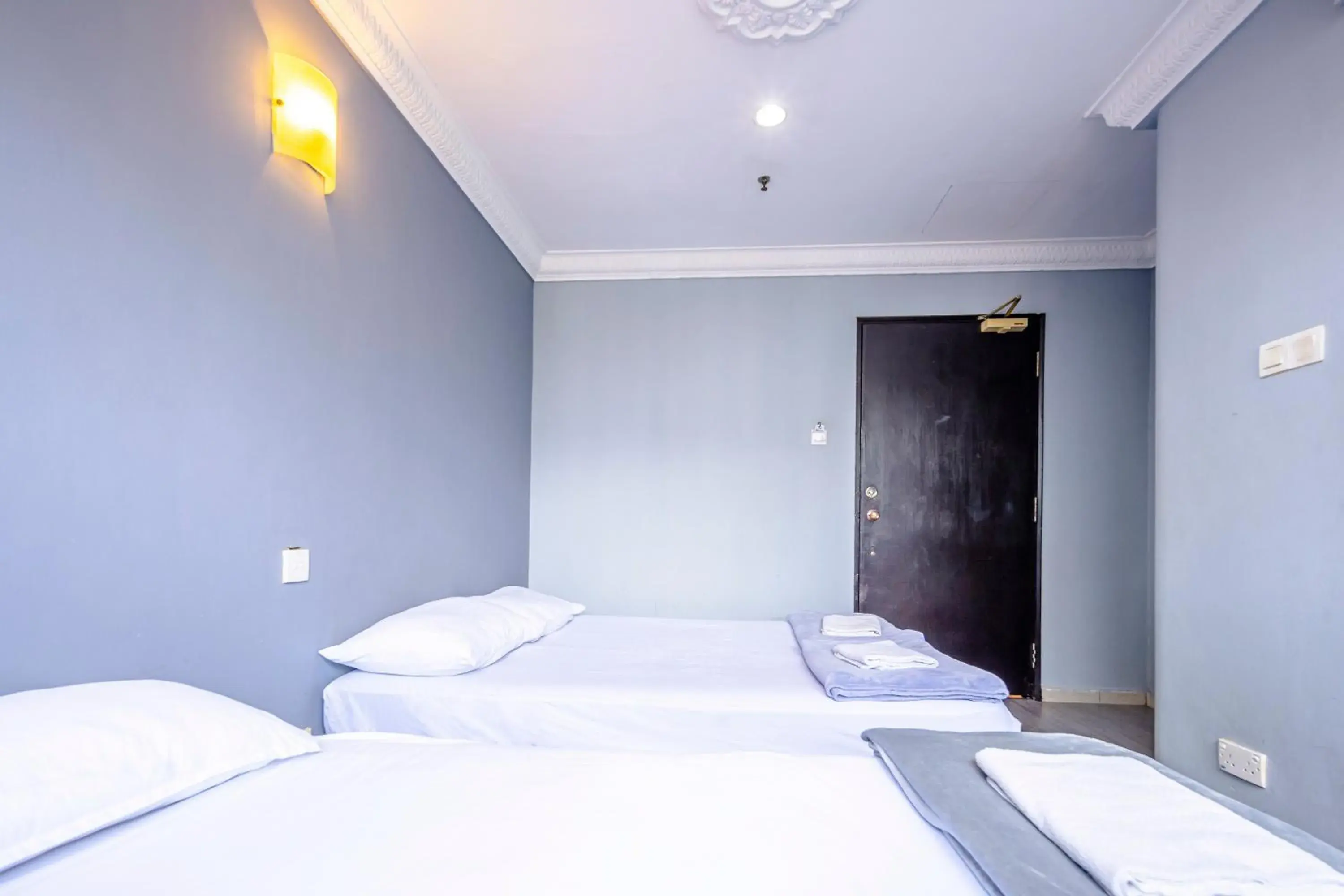 Bed in K Hotel 12 Bed in K Hotel 12