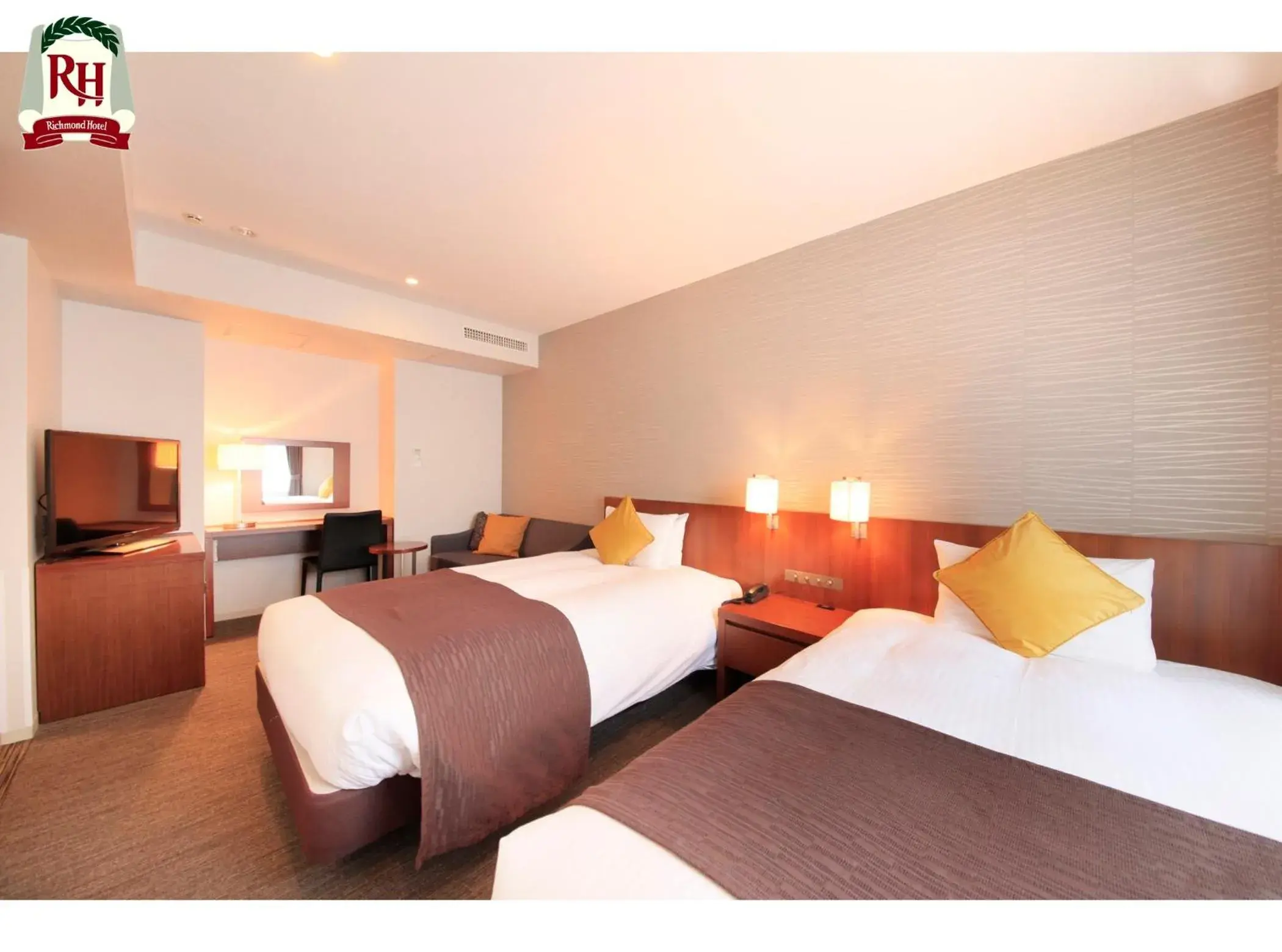 Photo of the whole room, Bed in Richmond Hotel Tokyo Shiba Photo of the whole room, Bed in Richmond Hotel Tokyo Shiba