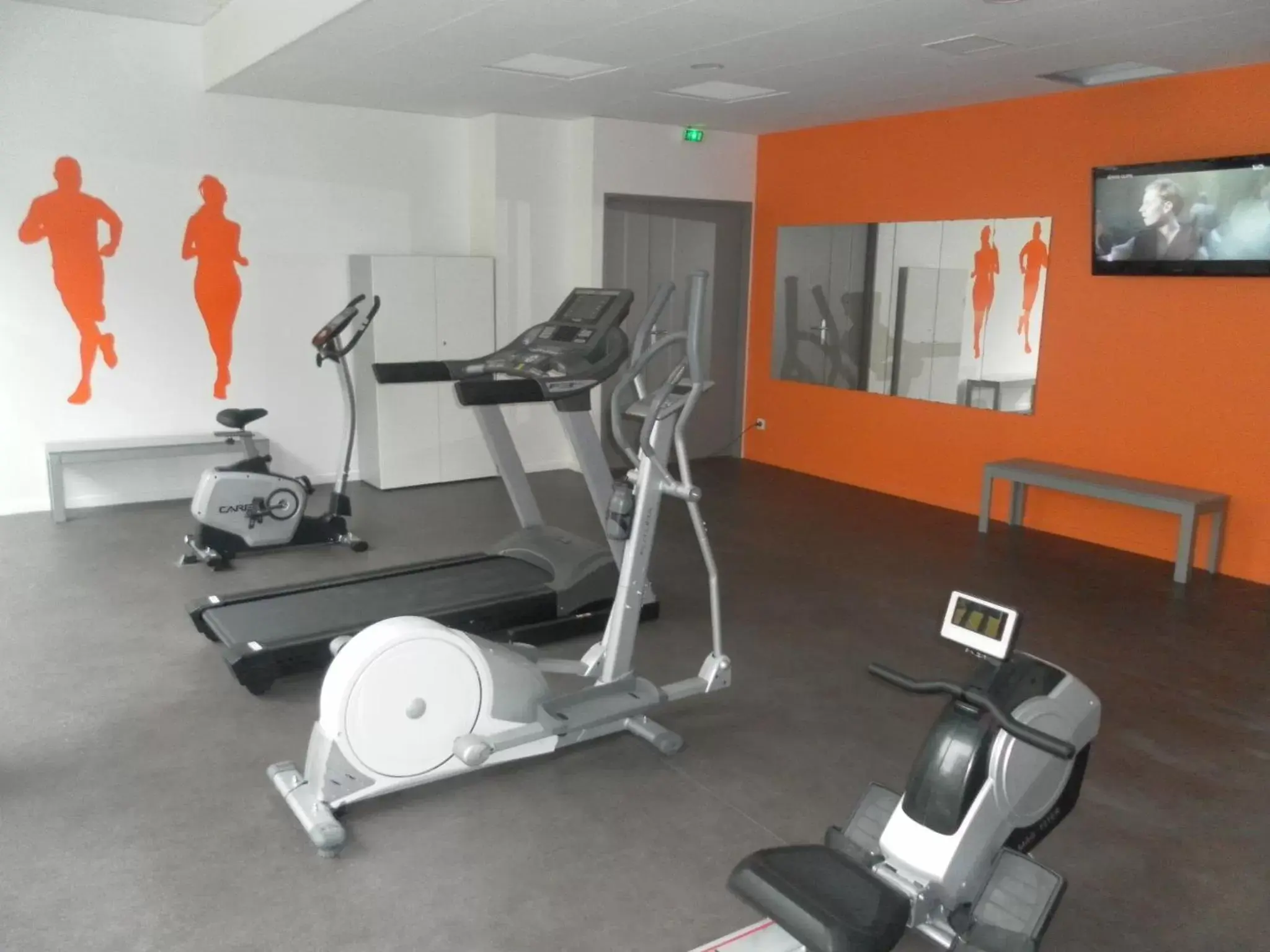 Fitness centre/facilities, Fitness Center/Facilities in All Suites Appart Hôtel Aéroport Paris Orly – Rungis