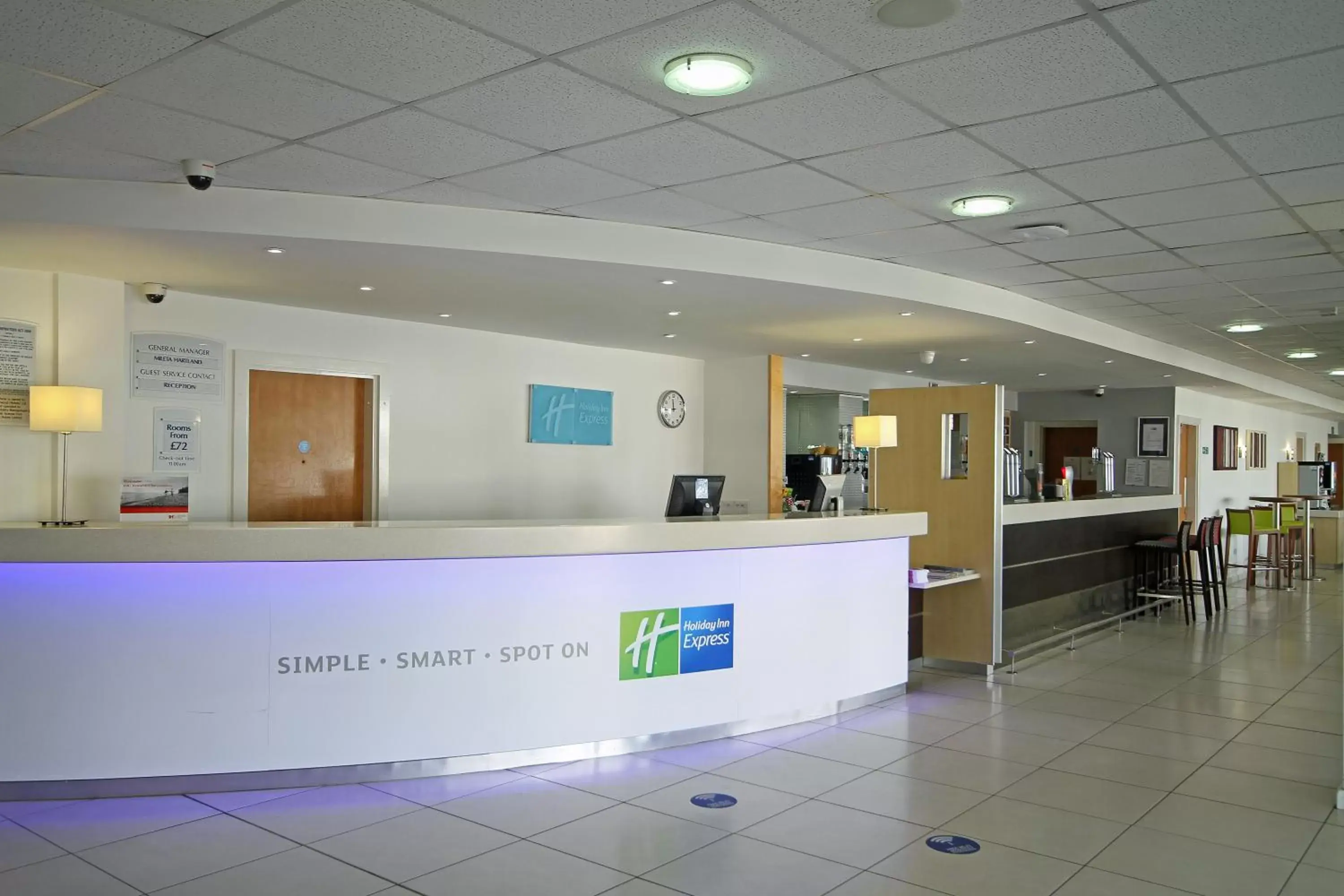 Property building, Lobby/Reception in Holiday Inn Express Nuneaton, an IHG Hotel