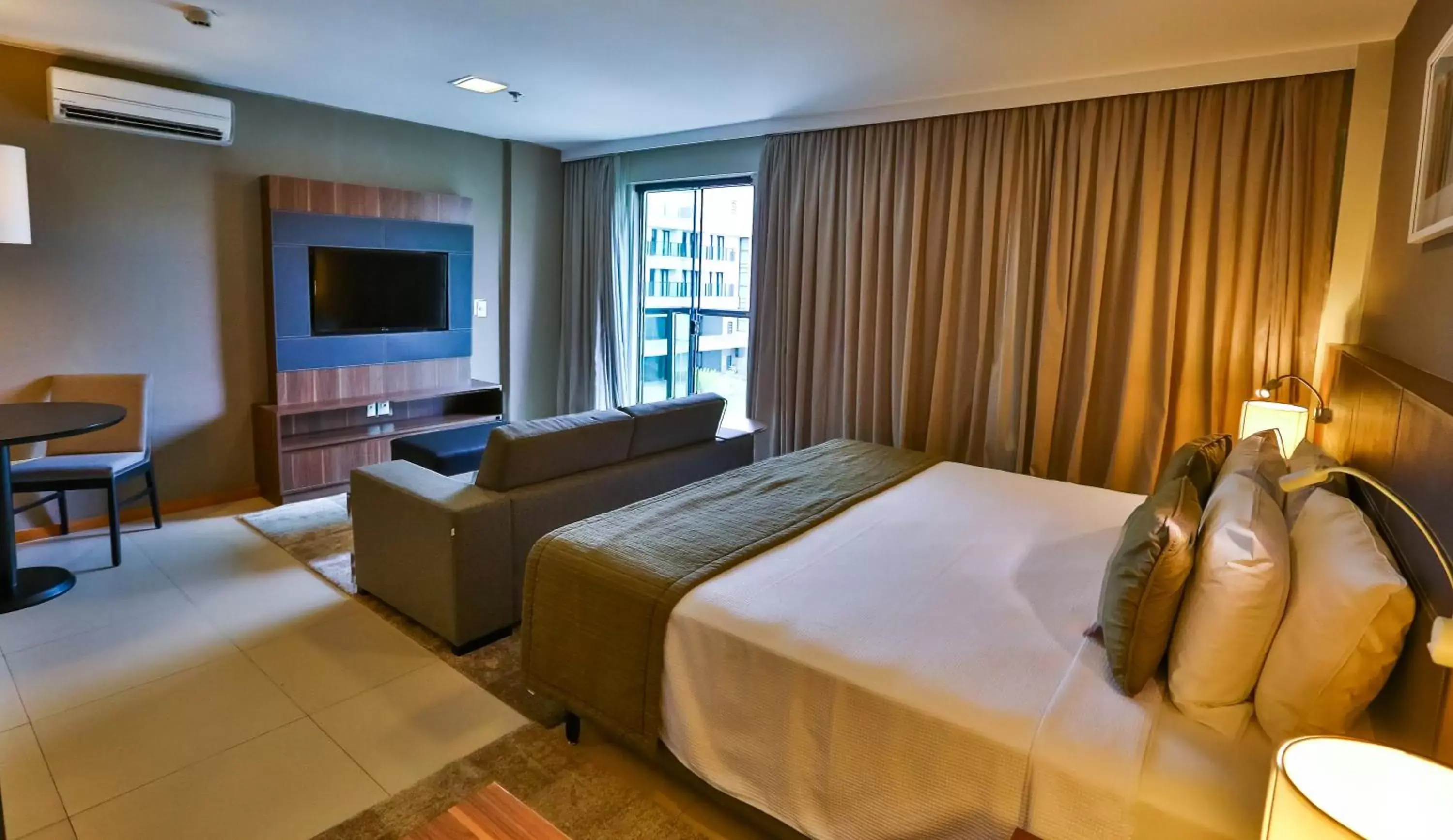Bedroom in Quality Hotel & Suites Brasília