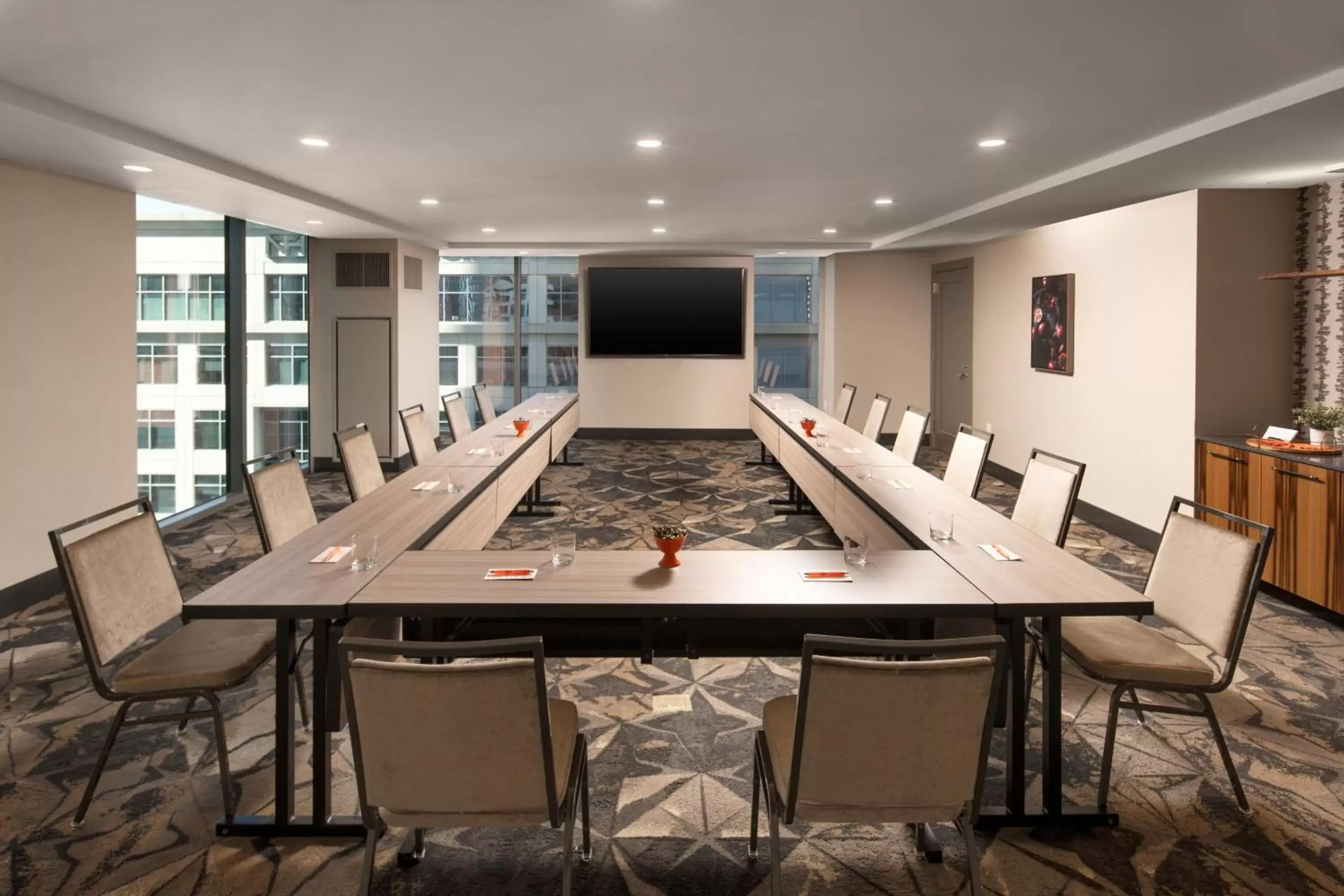 Meeting/conference room in Epicurean Atlanta, Autograph Collection