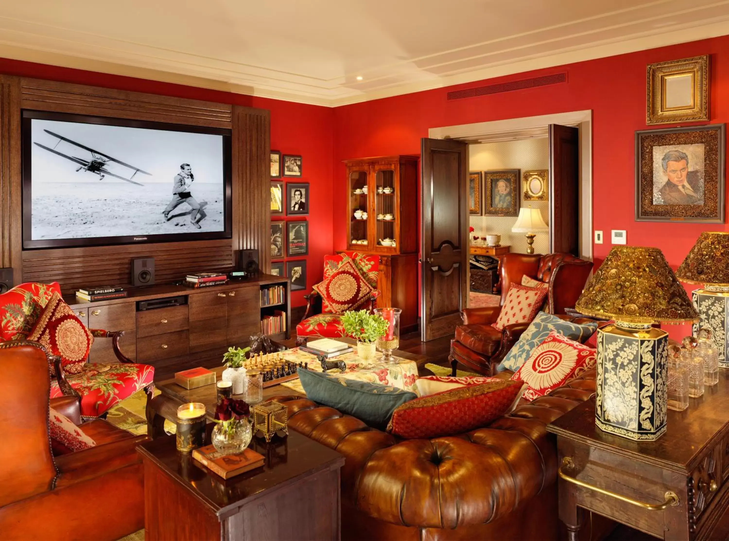 Communal lounge/ TV room, Seating Area in Taj 51 Buckingham Gate Suites and Residences