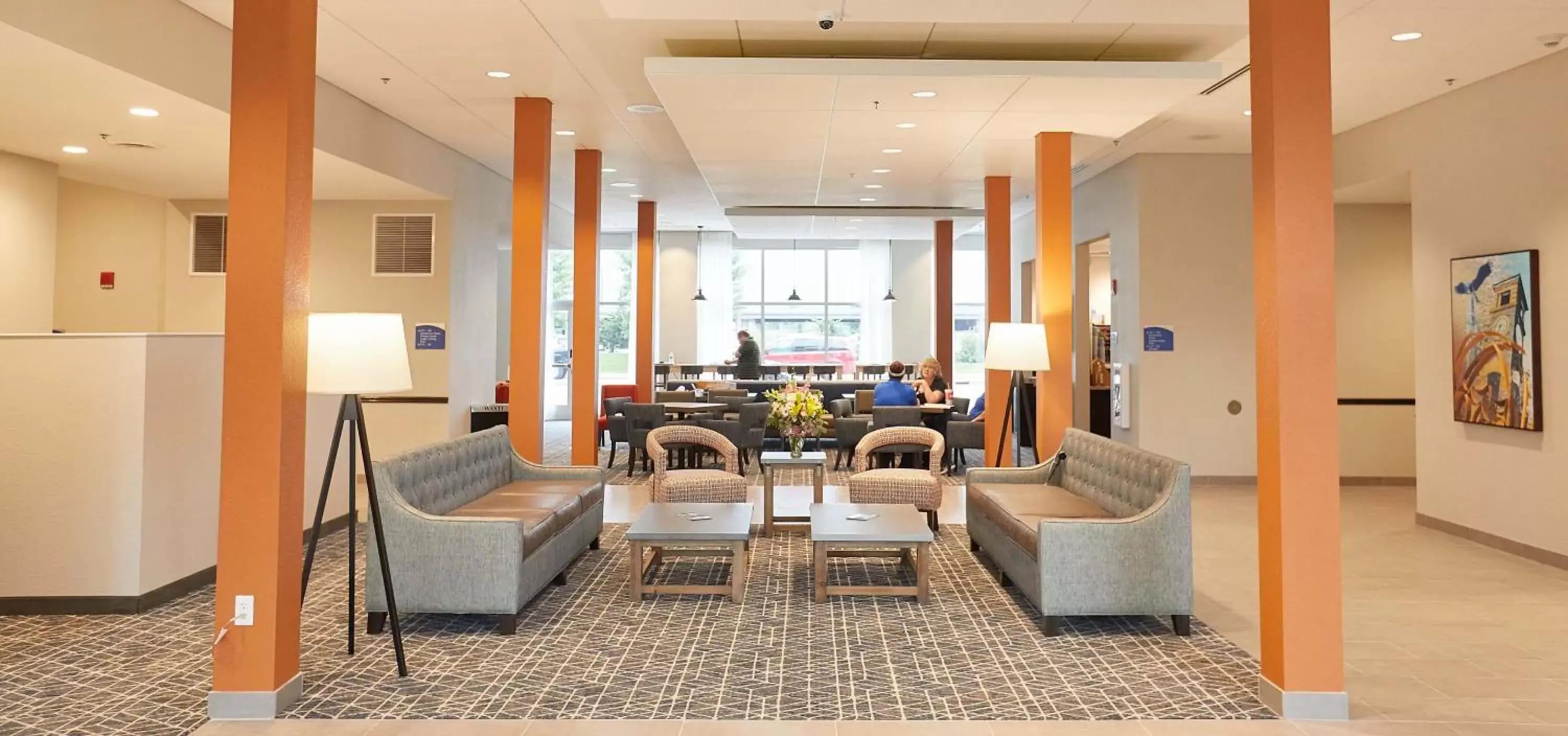 Lobby or reception in Gundersen Hotel & Suites Lobby or reception in Gundersen Hotel & Suites