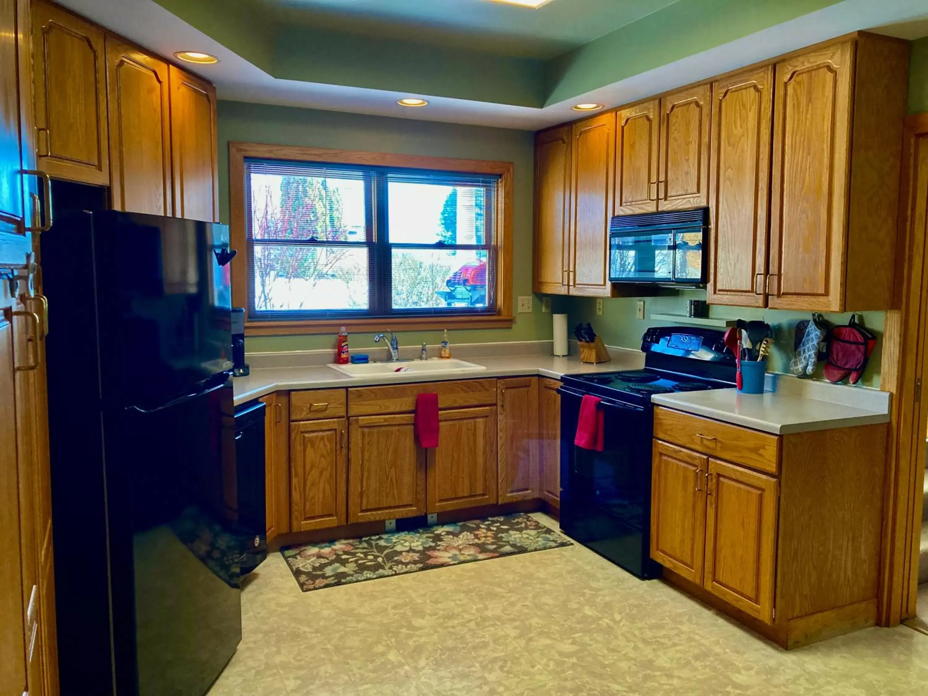 kitchen, Kitchen/Kitchenette in Garden Grove Retreat & Lodging near Pictured Rocks, Fayette, Trails