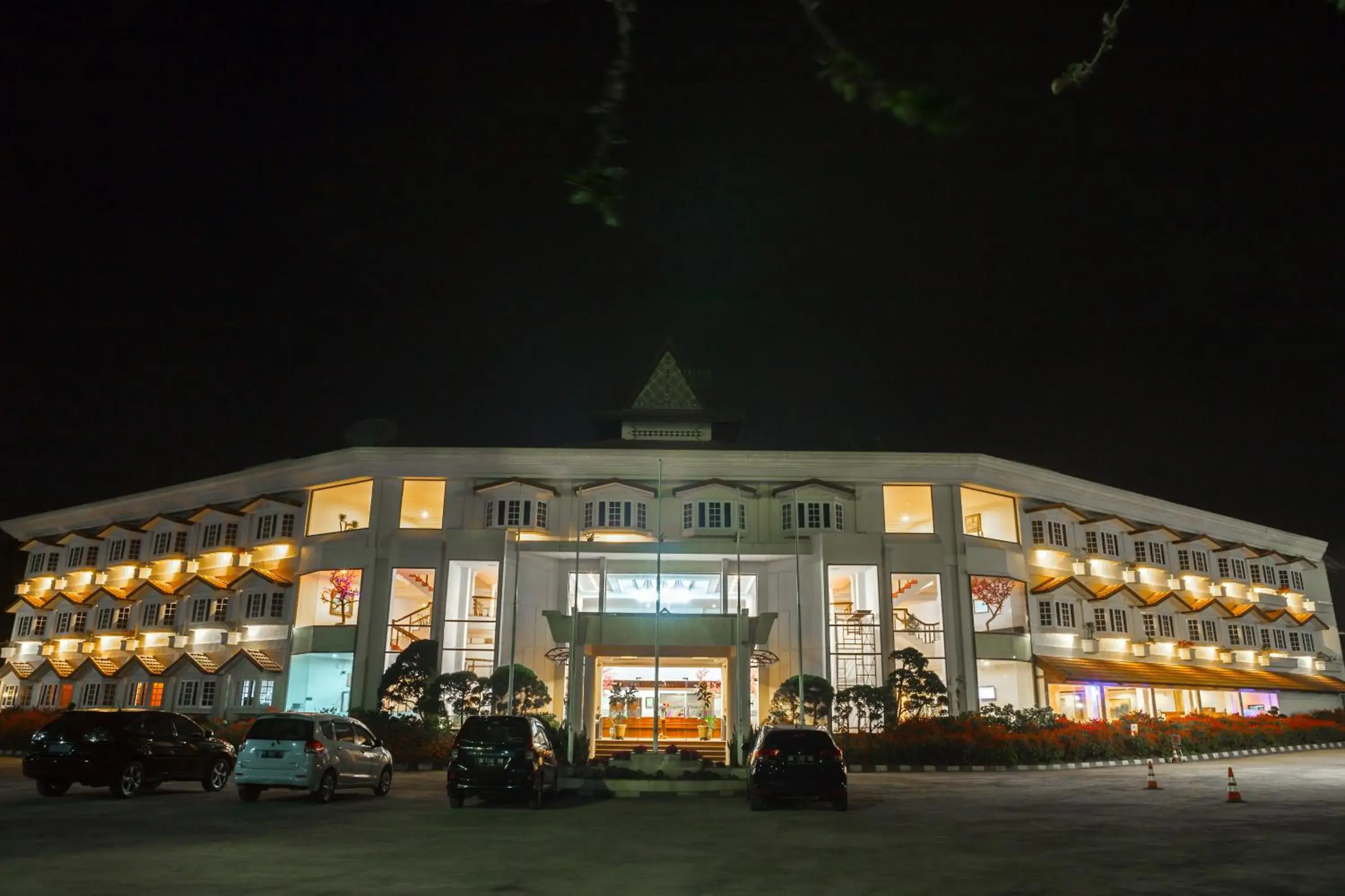 Property Building in Sinabung Hills Resort