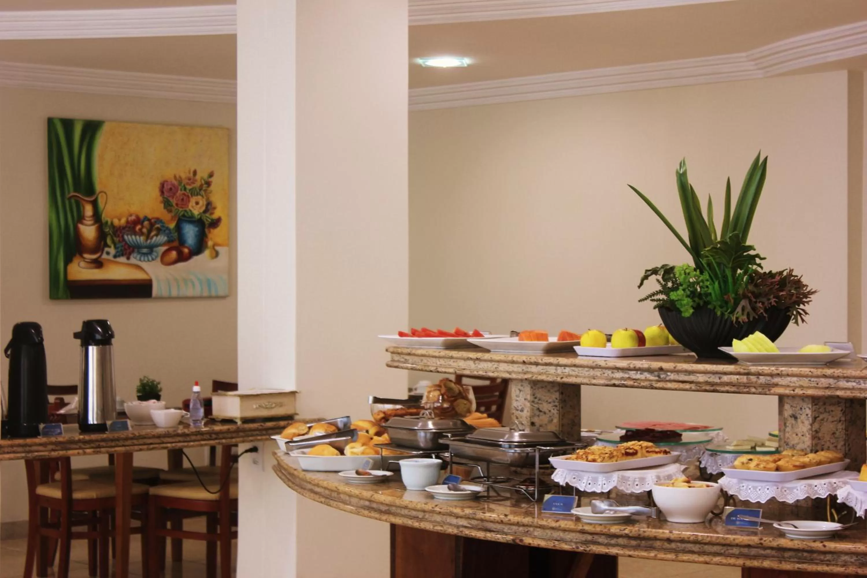 Breakfast in Hotel Itajaí Tur - Itajaí Navegantes