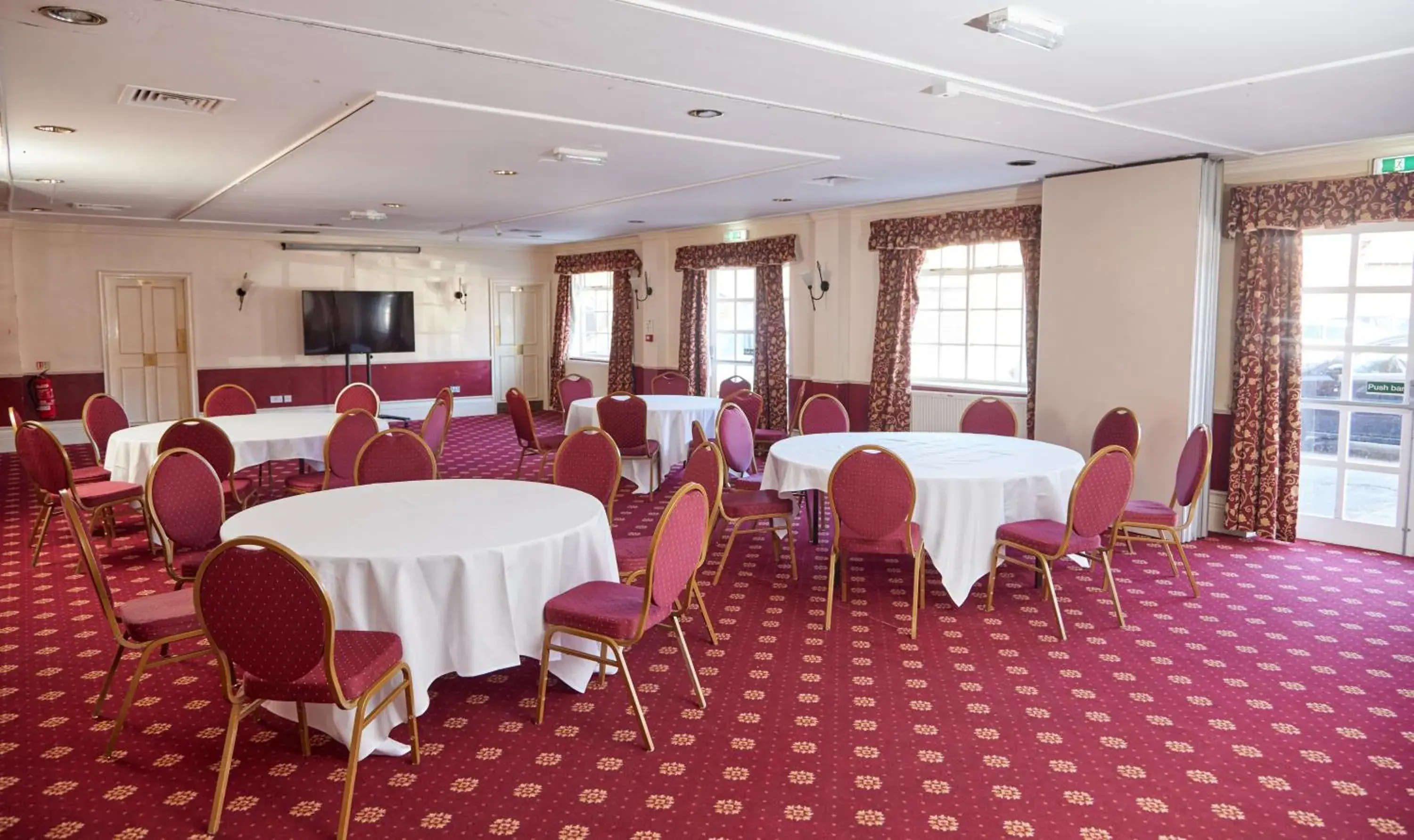 Meeting/conference room in Bear Hotel by Greene King Inns