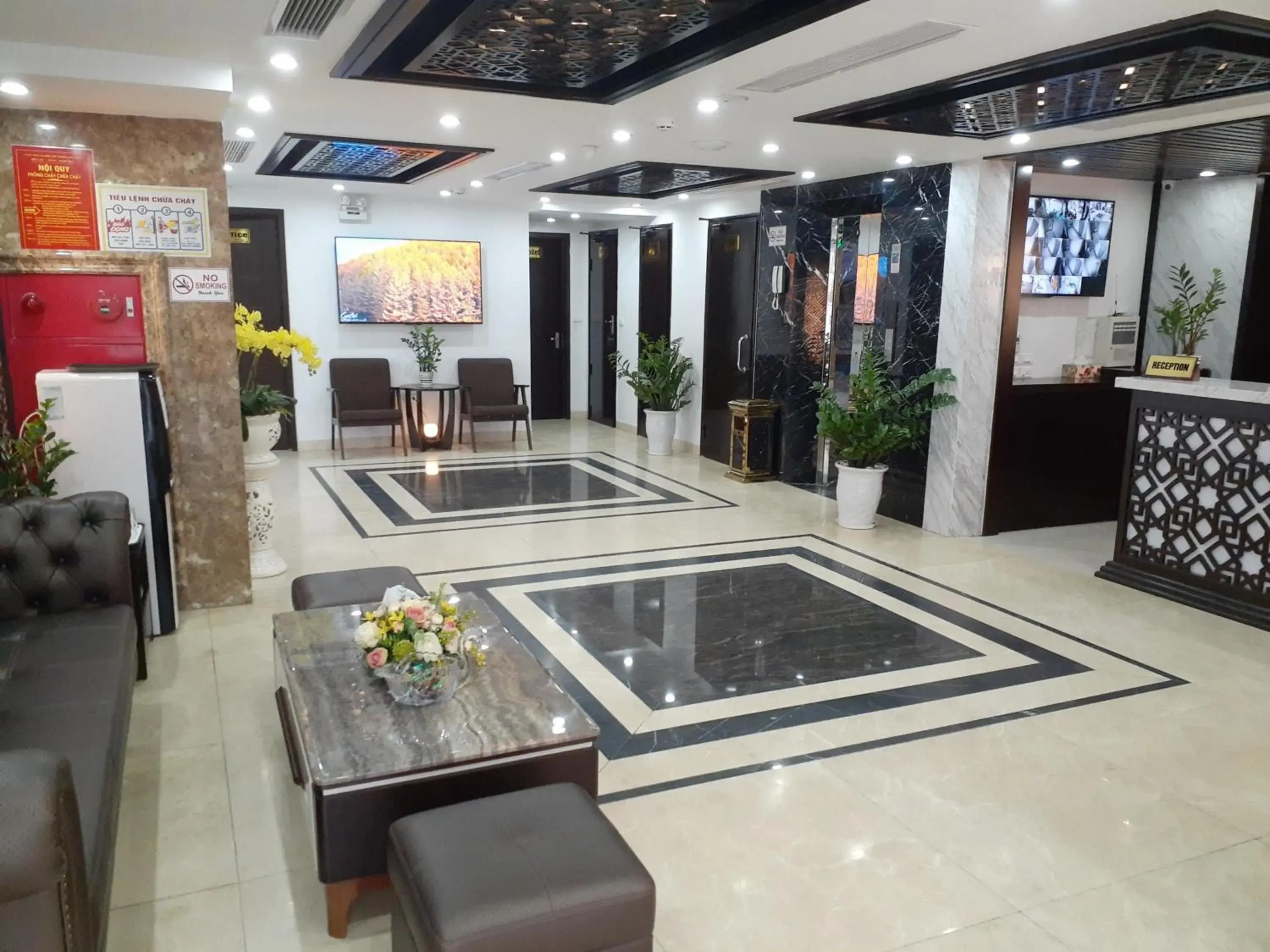 Lobby or reception in T&M Luxury Hotel Hanoi