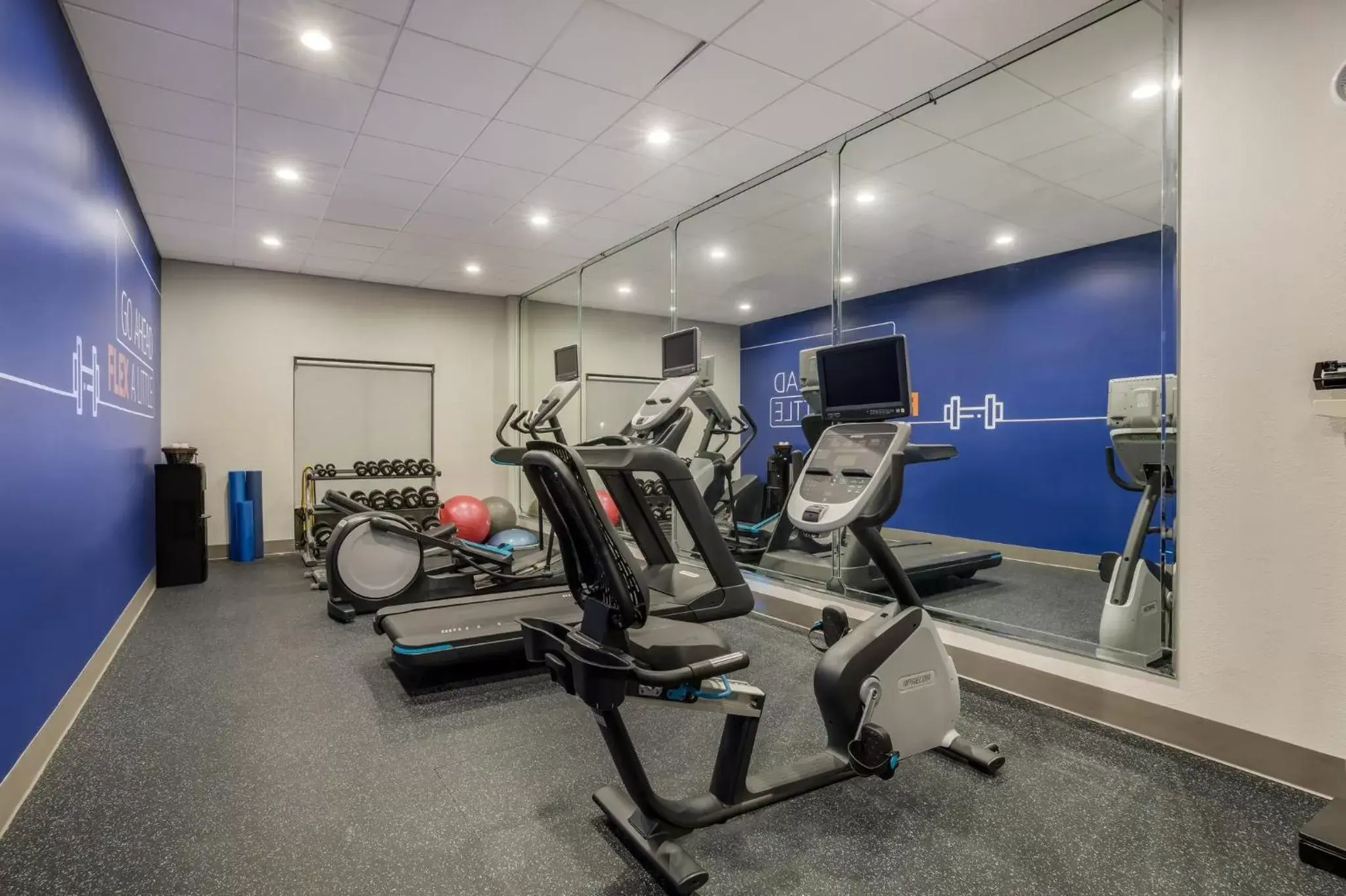 Fitness centre/facilities, Fitness Center/Facilities in Holiday Inn Express Hotel & Suites Perry, an IHG Hotel