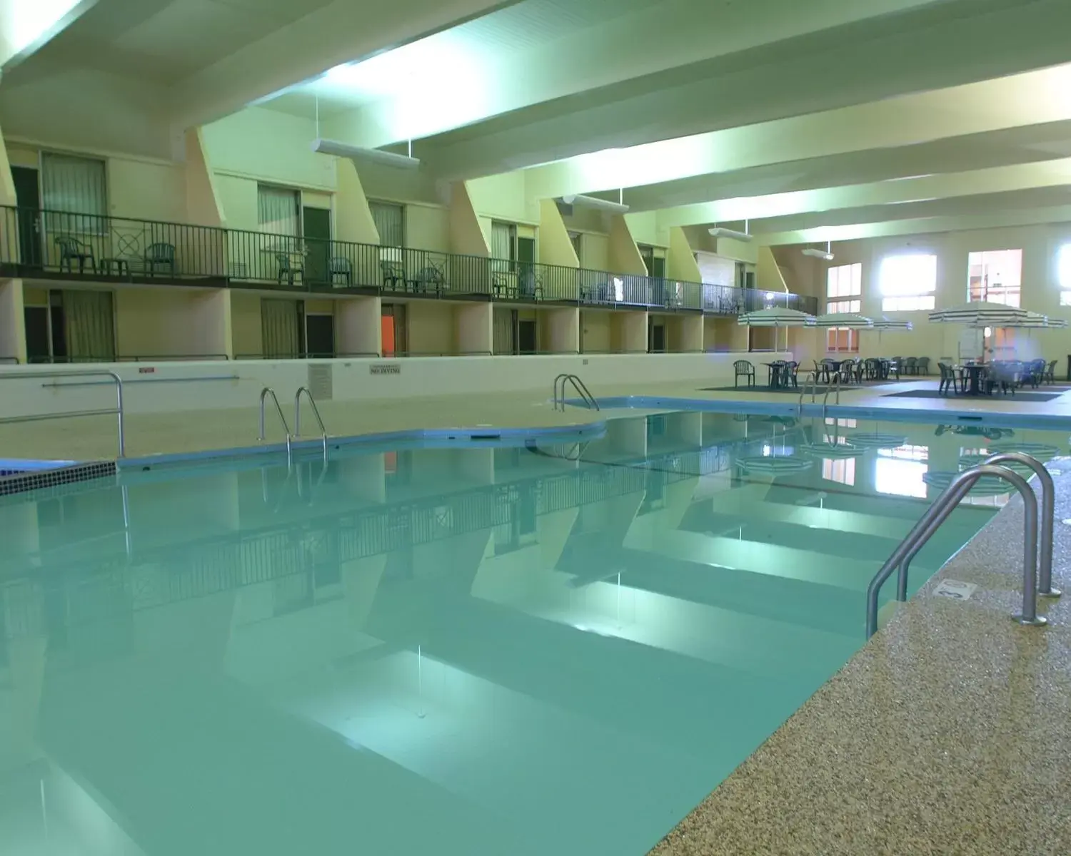 Swimming Pool in Country Inn & Suites by Radisson, Fergus Falls, MN