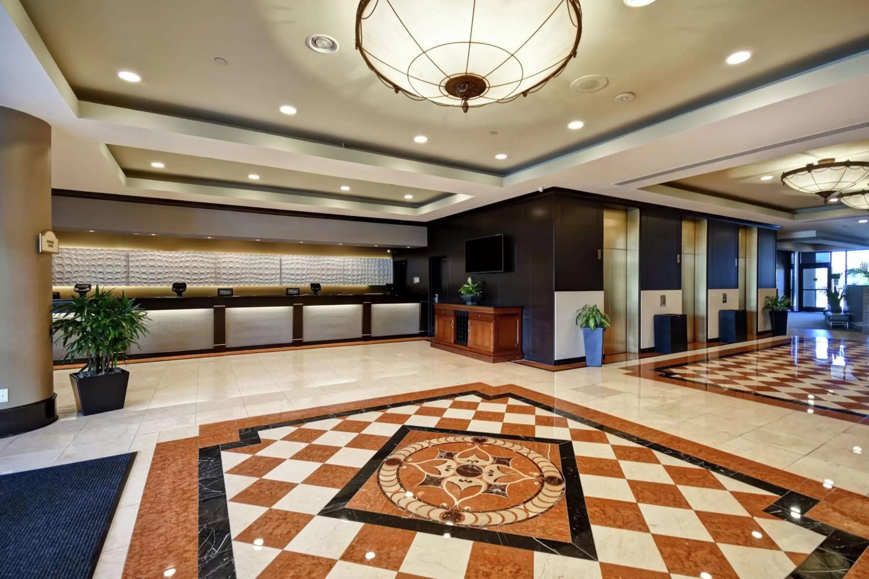 Lobby or reception, Lobby/Reception in DoubleTree by Hilton Pleasanton at The Club