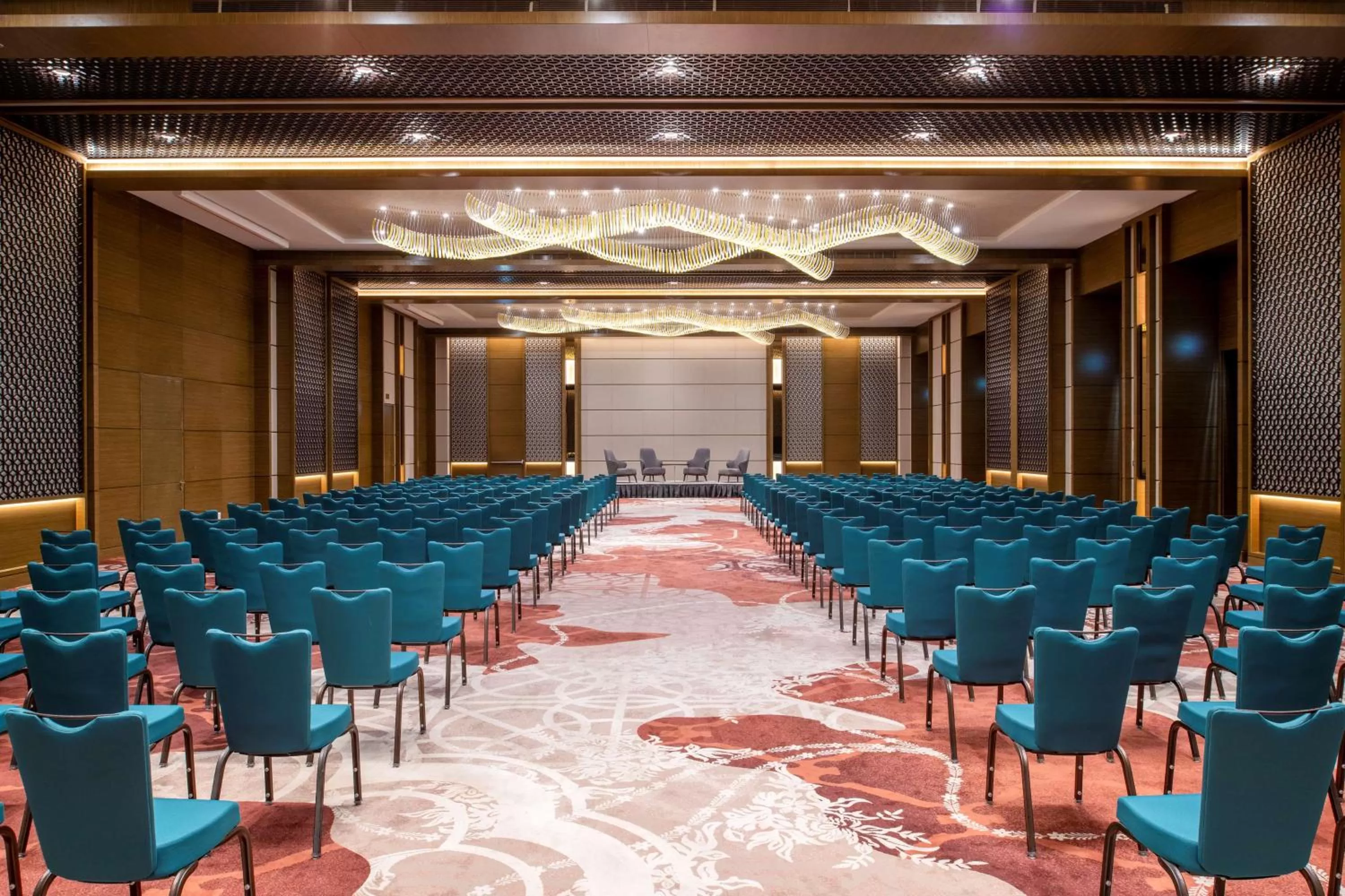 Meeting/conference room in DoubleTree Suites by Hilton - Riyadh Financial District