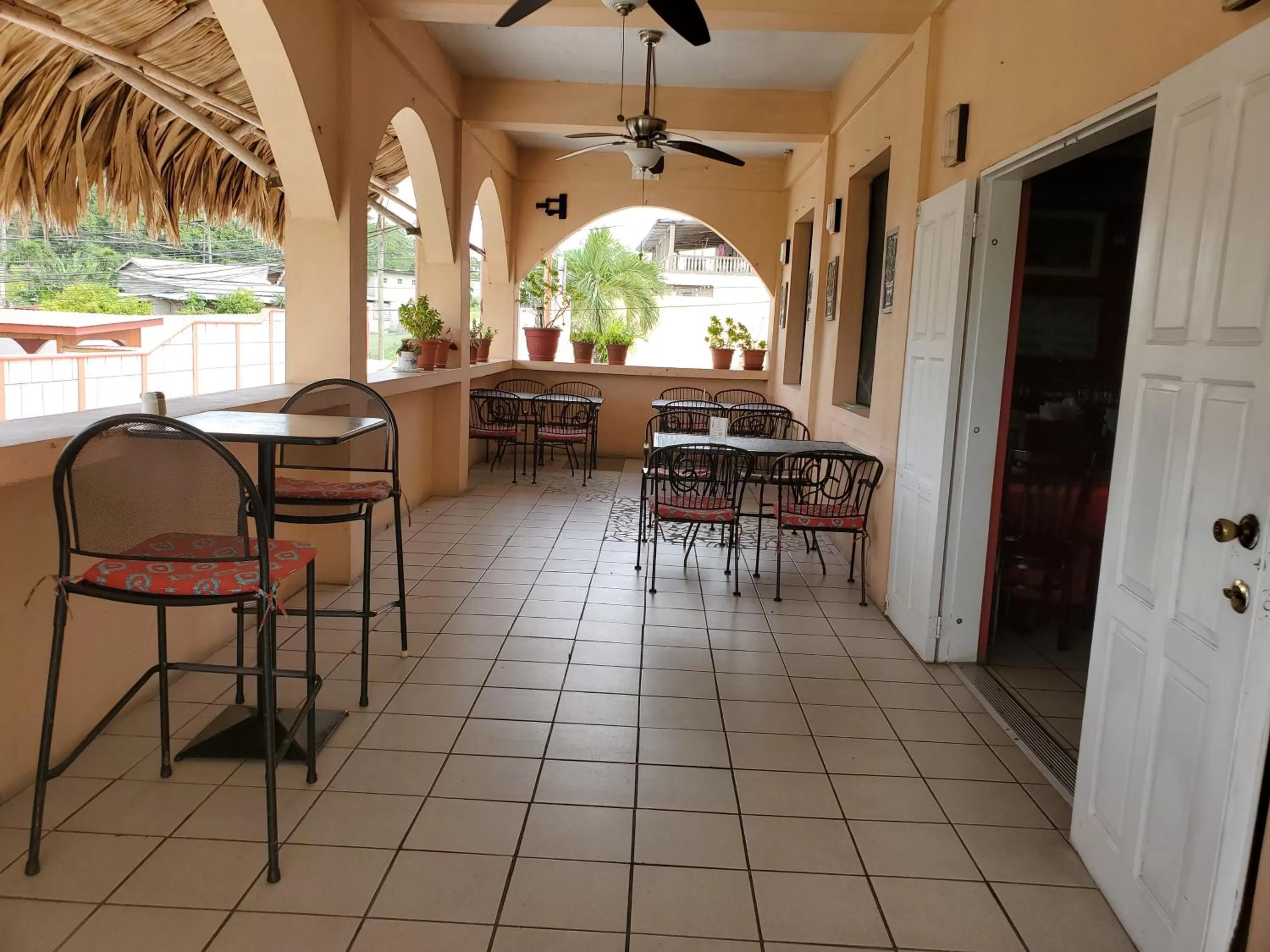 Dining area in Rolson Hotel